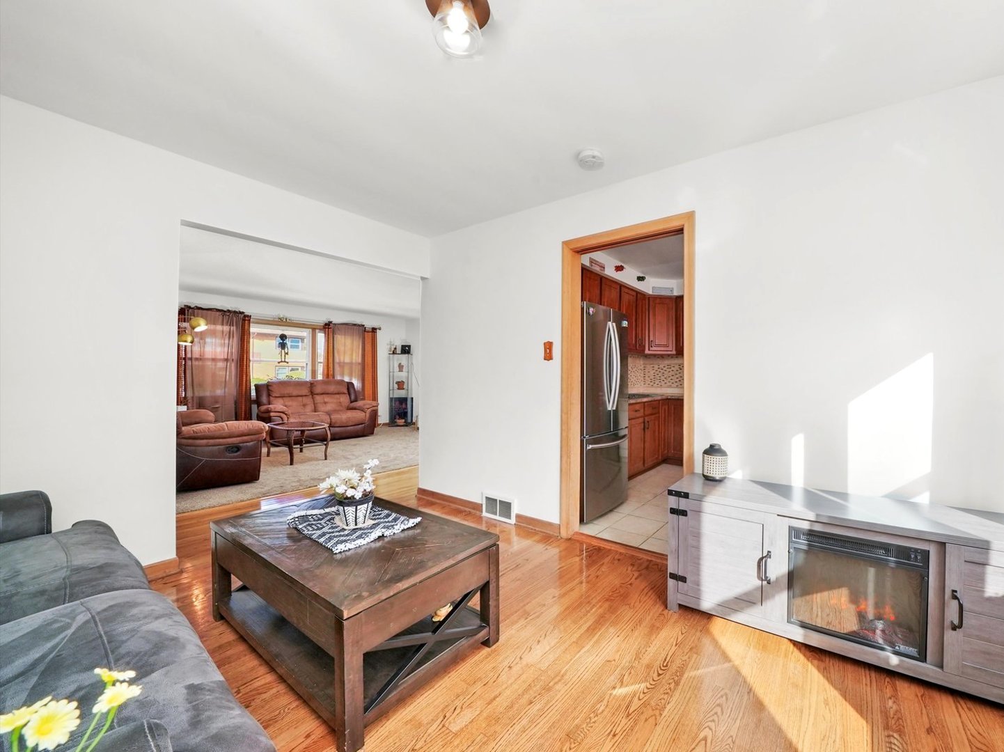 10351 Dickens Street Unit: 1W