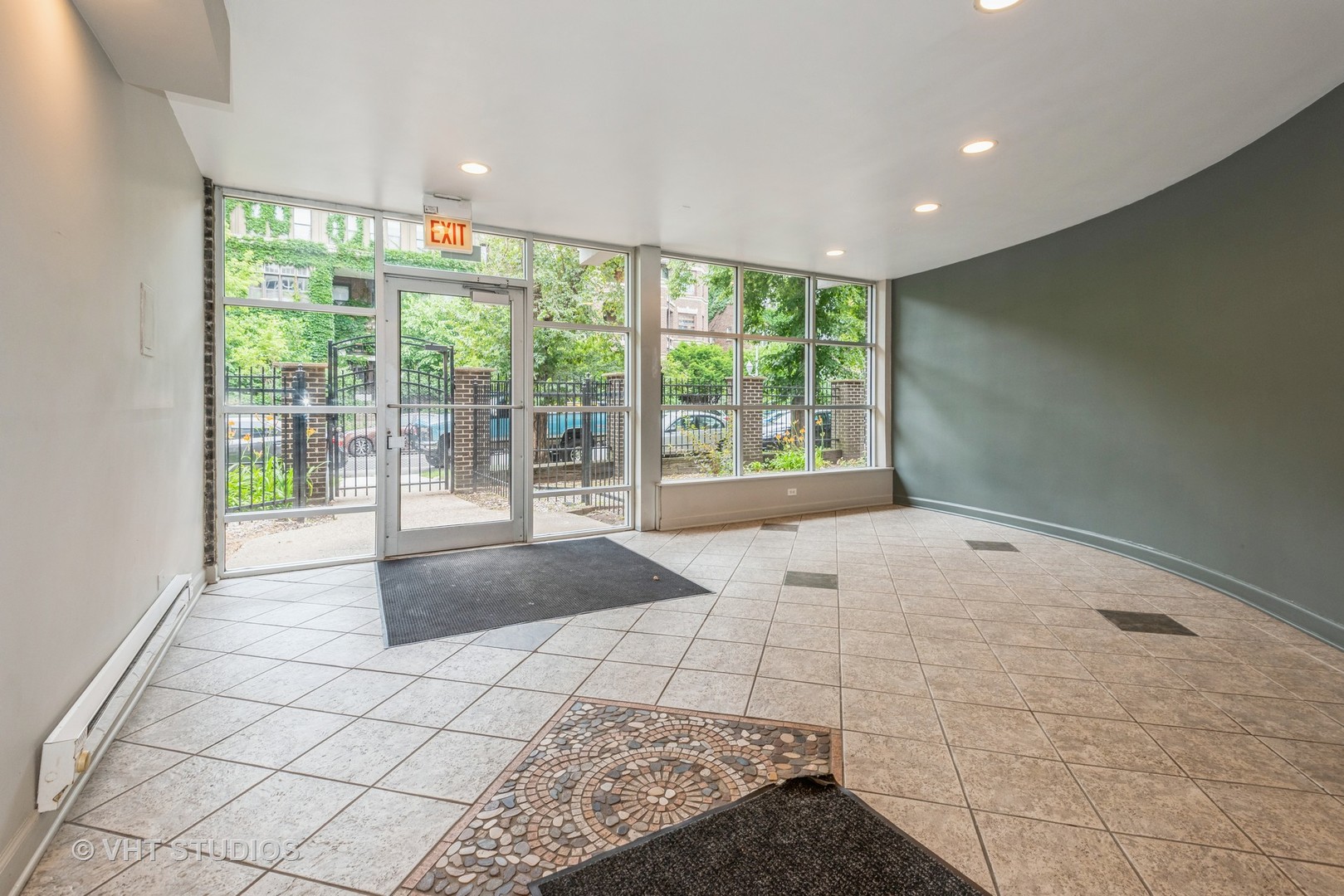5854 N Kenmore Avenue Unit: 2B
