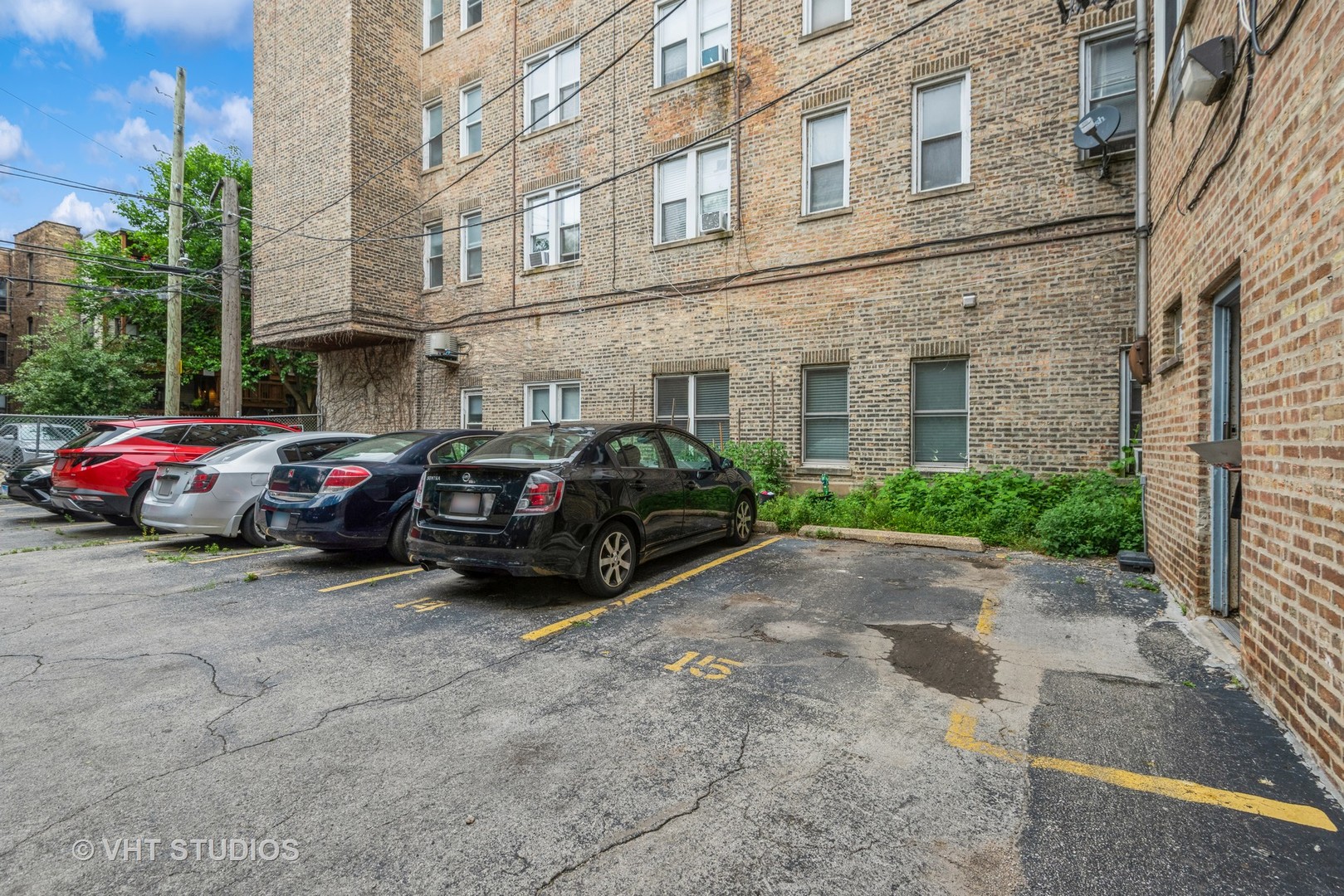 5854 N Kenmore Avenue Unit: 2B