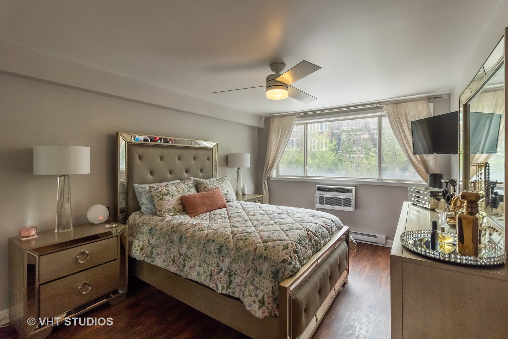 5854 N Kenmore Avenue Unit: 2B