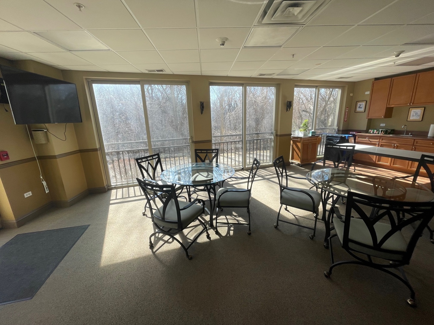 1700 Riverwoods Drive Unit: 406