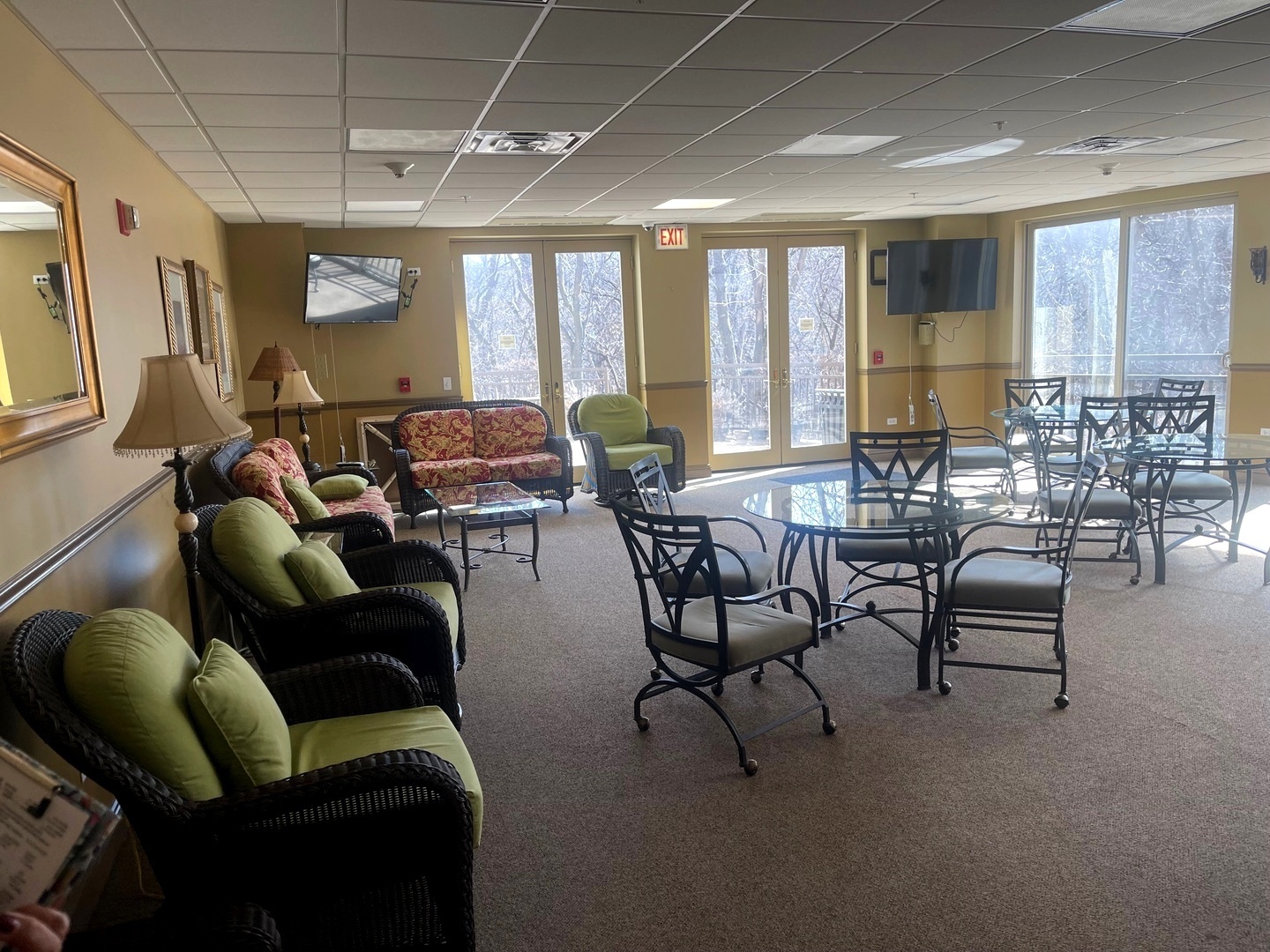 1700 Riverwoods Drive Unit: 406