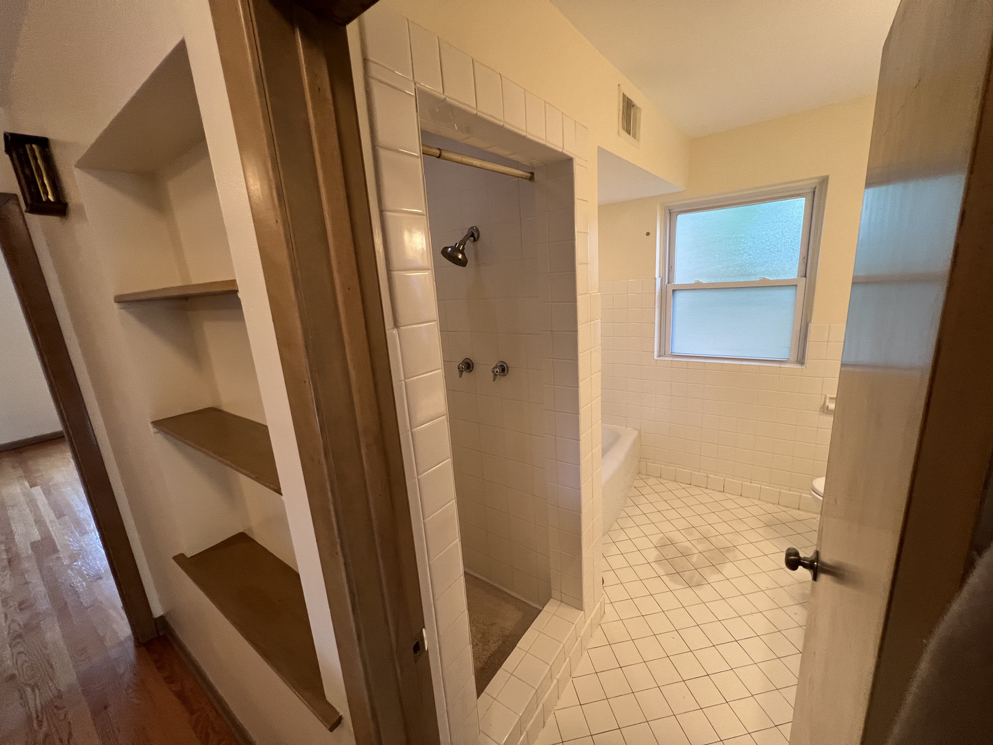 3014 Harlem Avenue Unit: 2