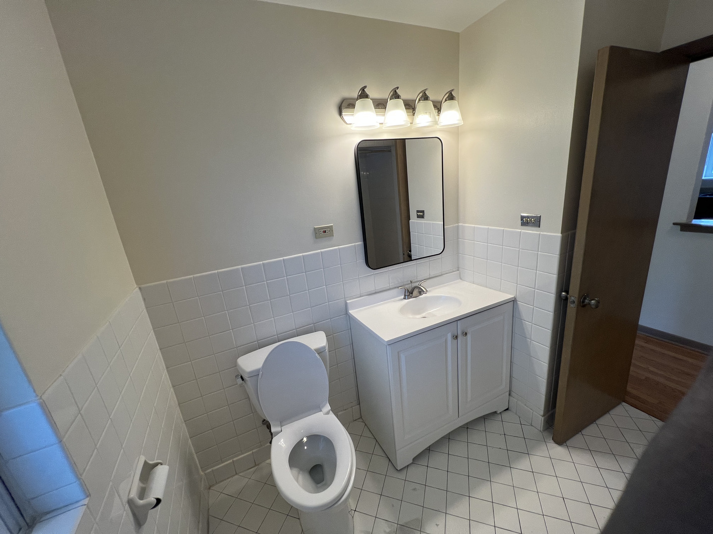 3014 Harlem Avenue Unit: 2