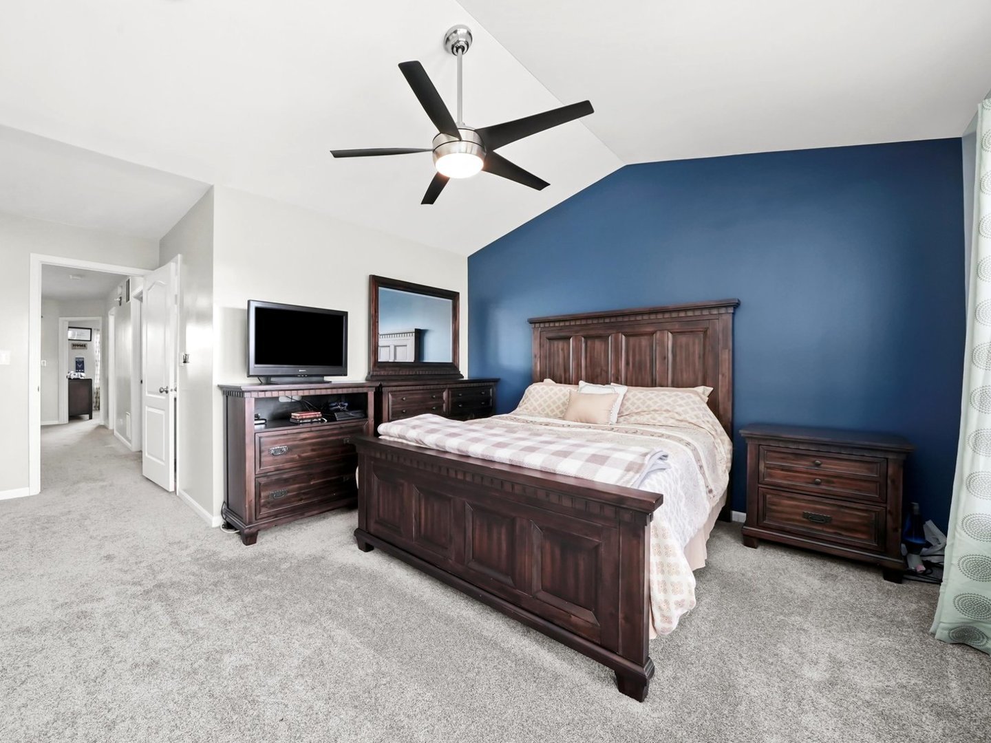 2409 Golf Ridge Circle