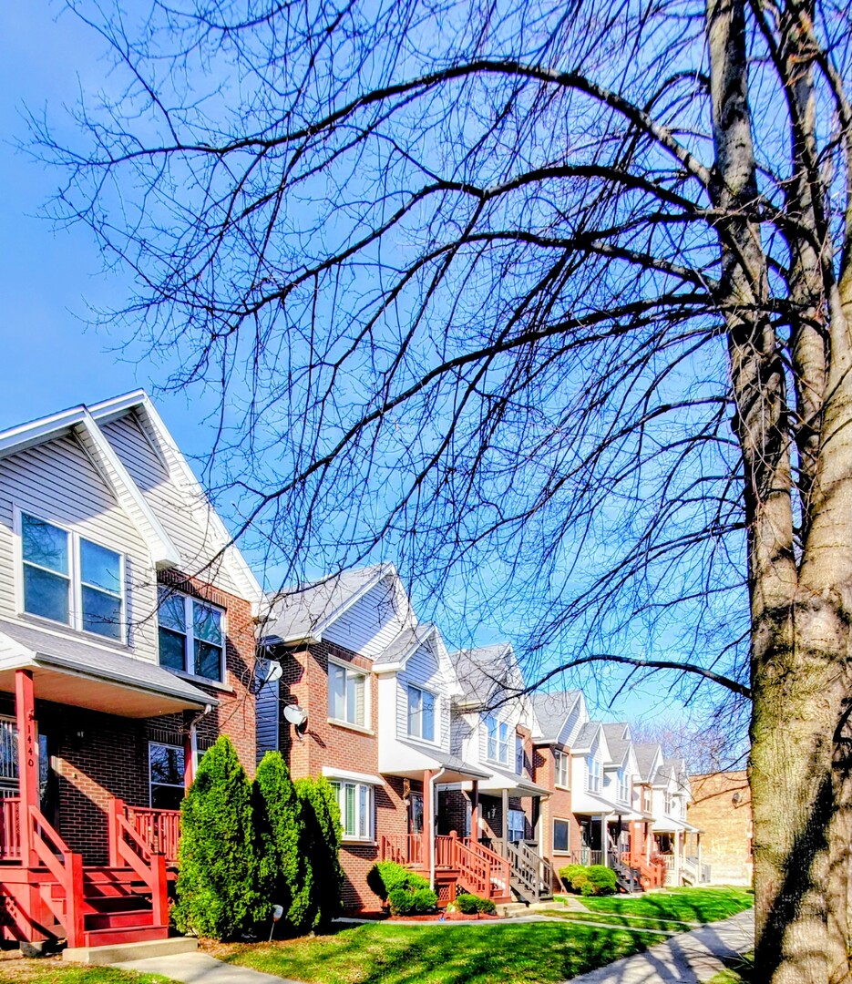 1440 E 72nd Street