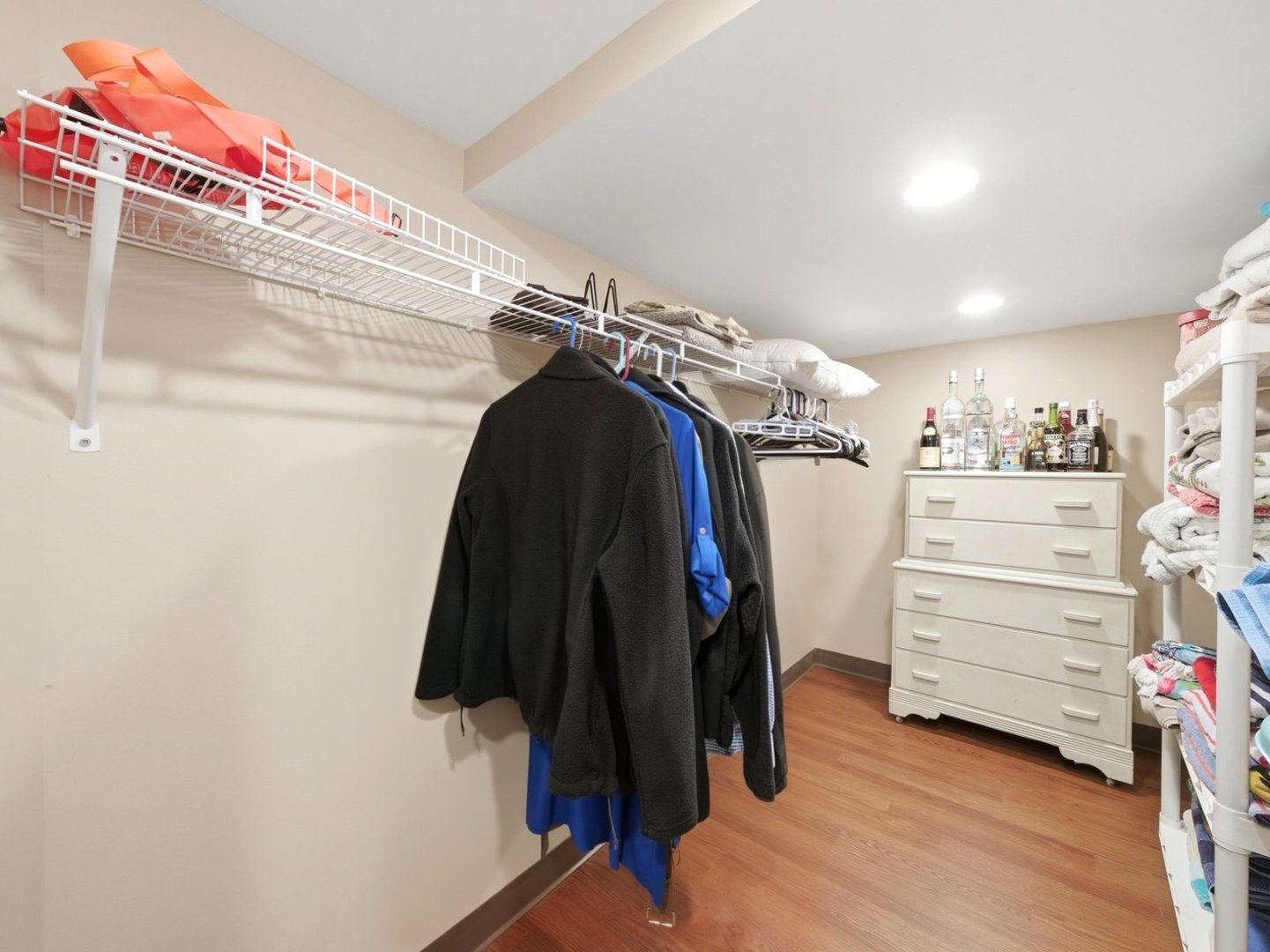 10265 Dickens Street