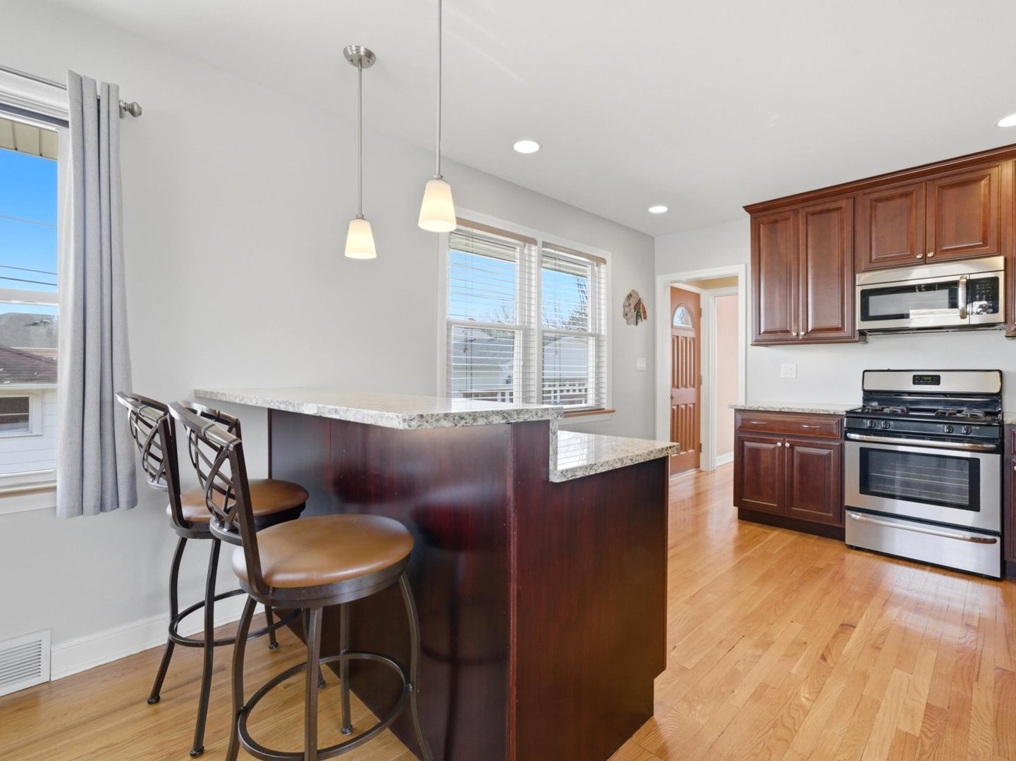 10265 Dickens Street