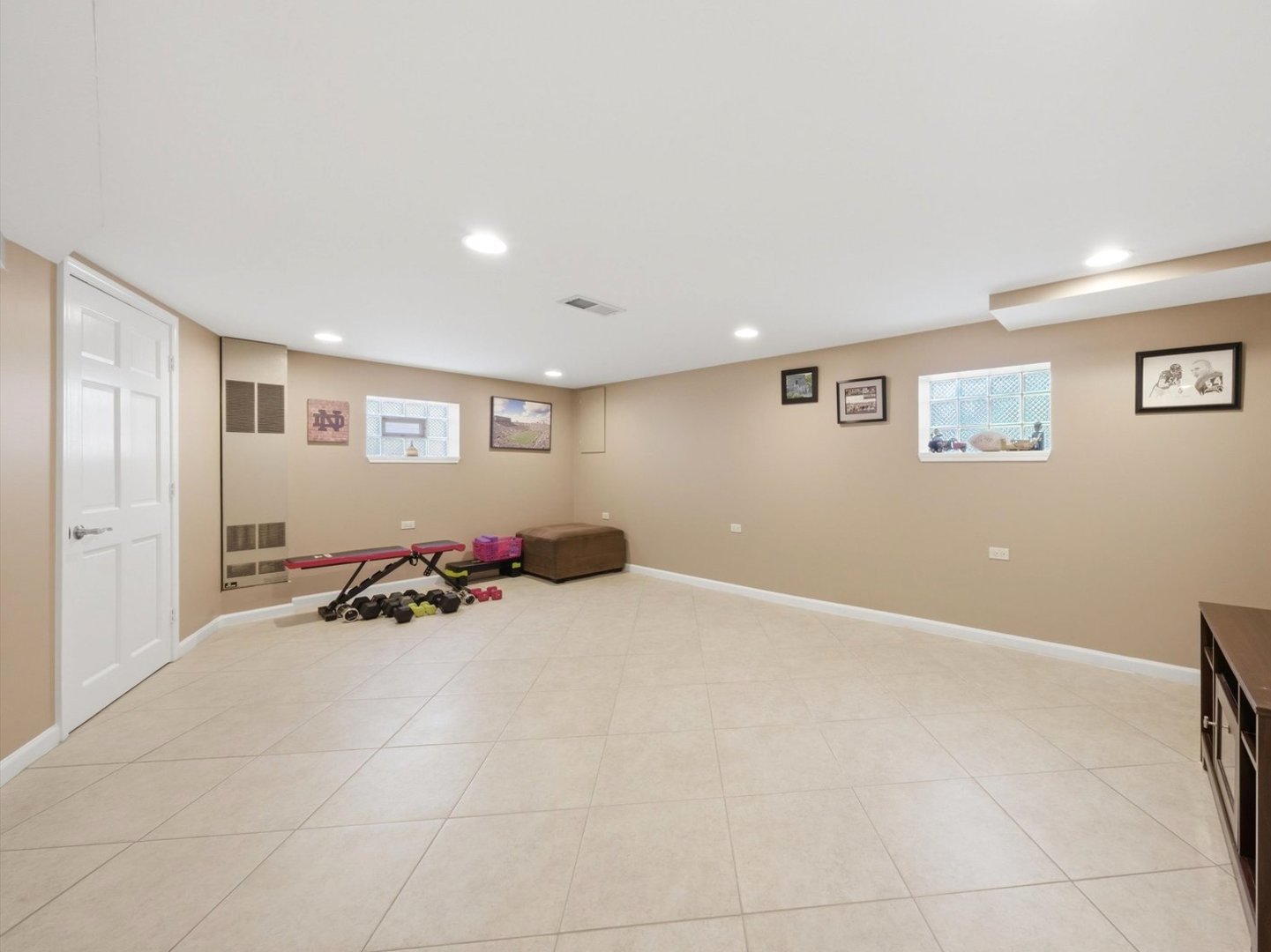 10265 Dickens Street