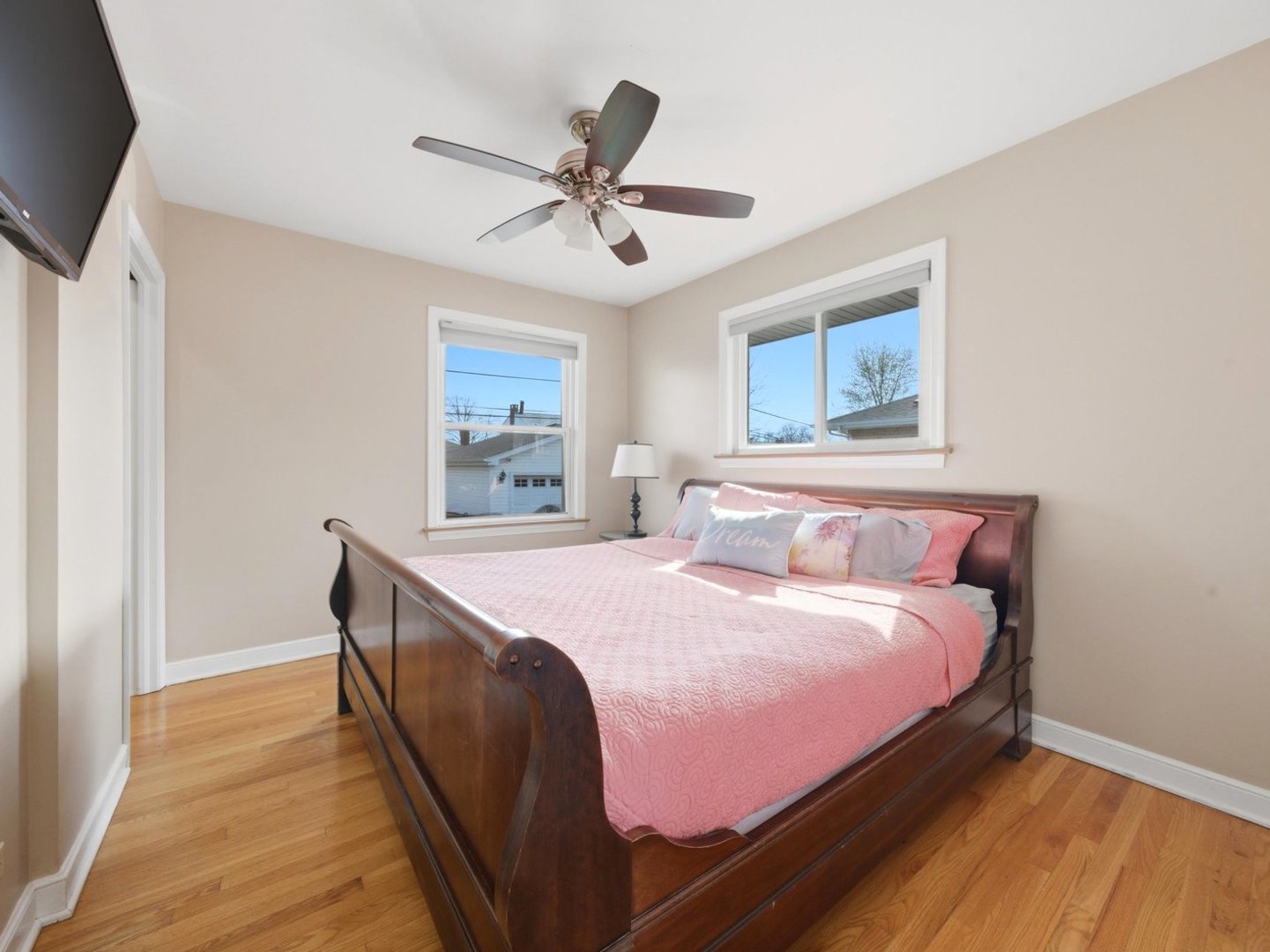 10265 Dickens Street