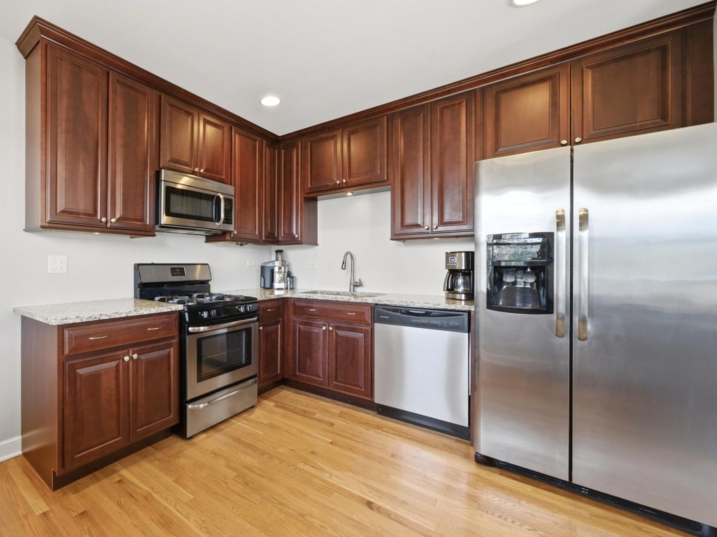 10265 Dickens Street