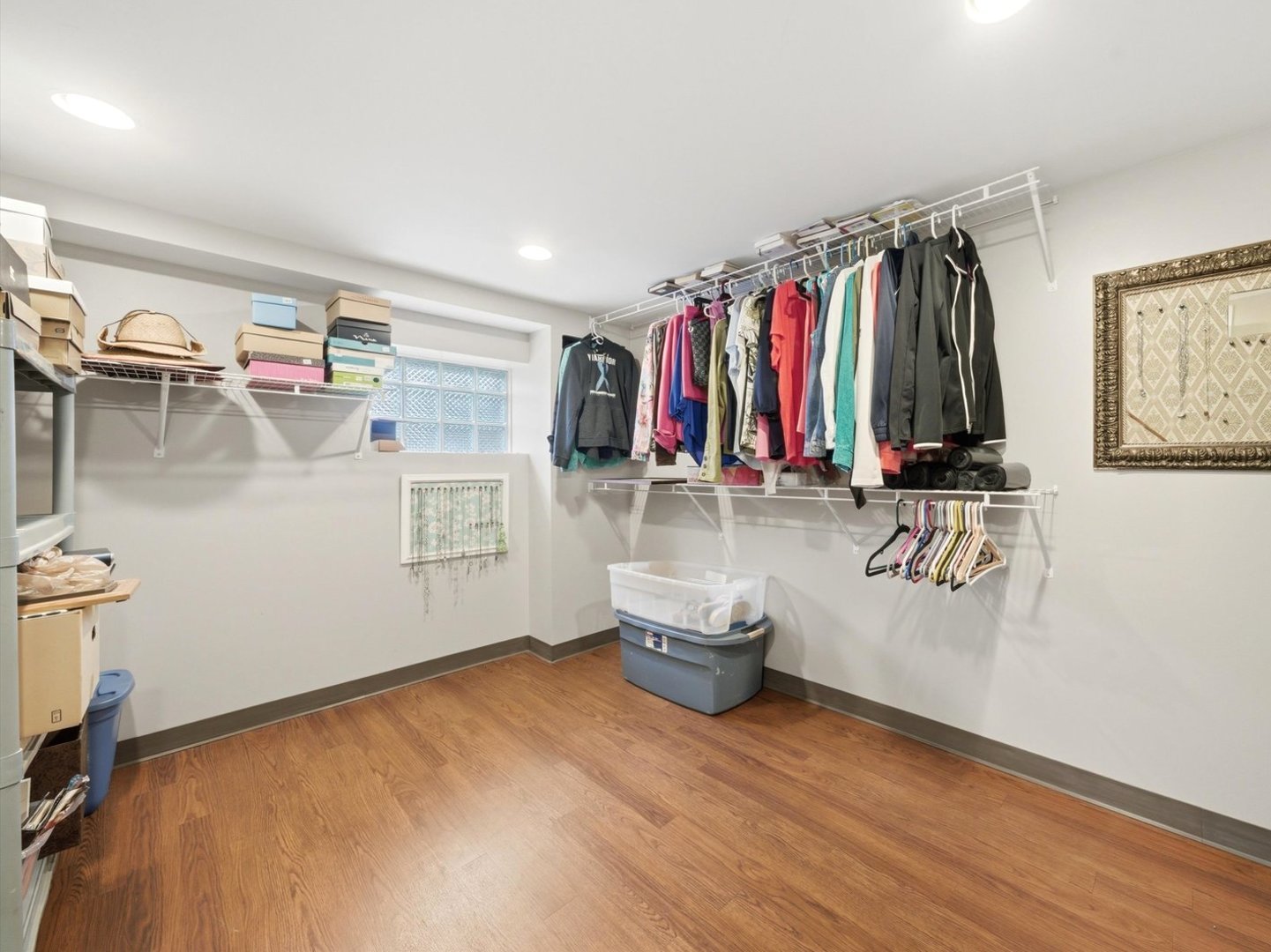 10265 Dickens Street