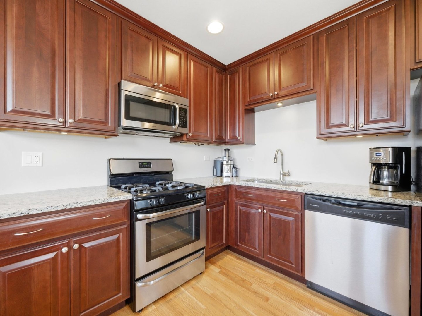 10265 Dickens Street