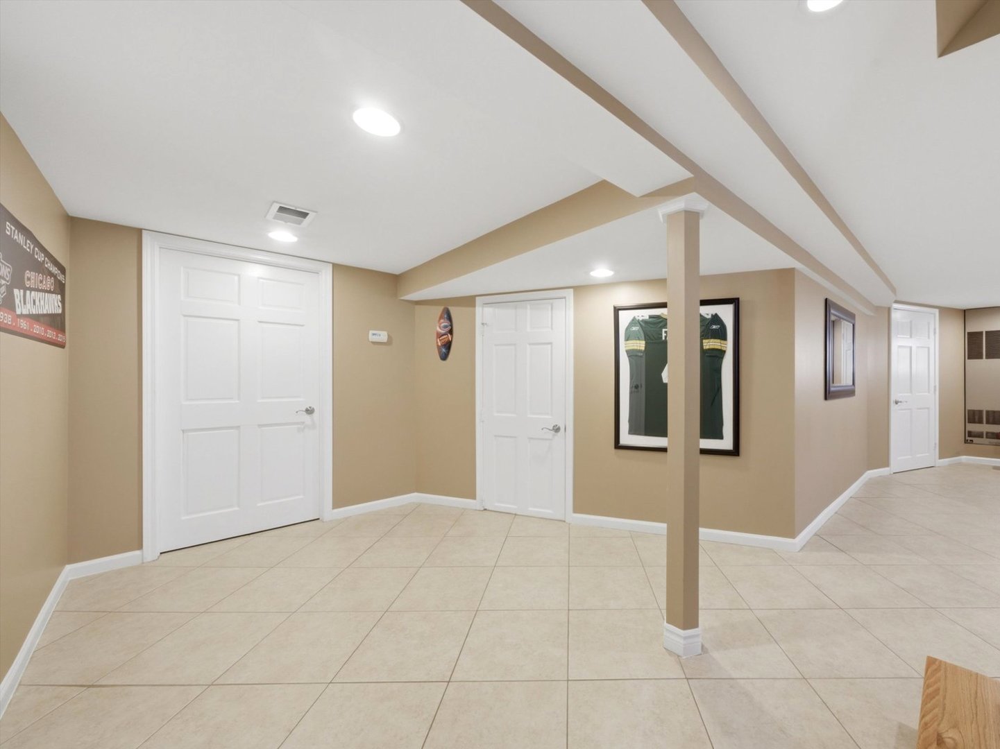 10265 Dickens Street