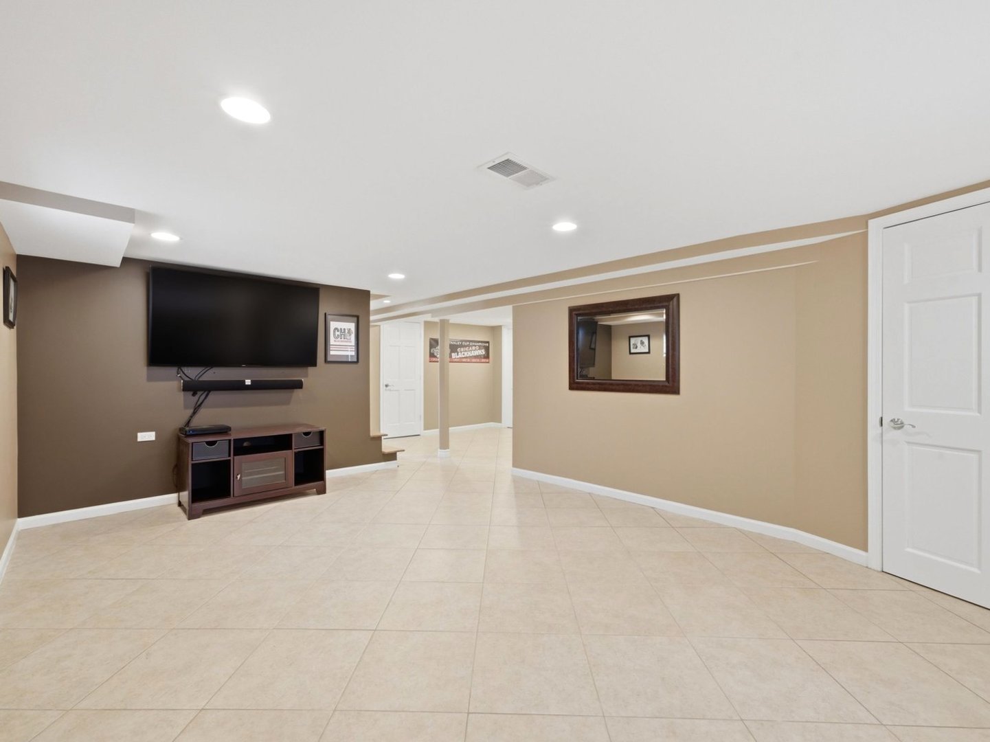 10265 Dickens Street