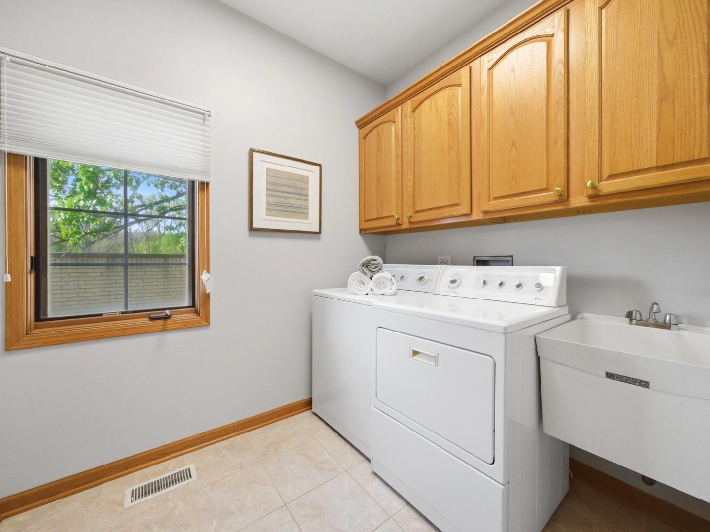 3098 Rosebrook Circle