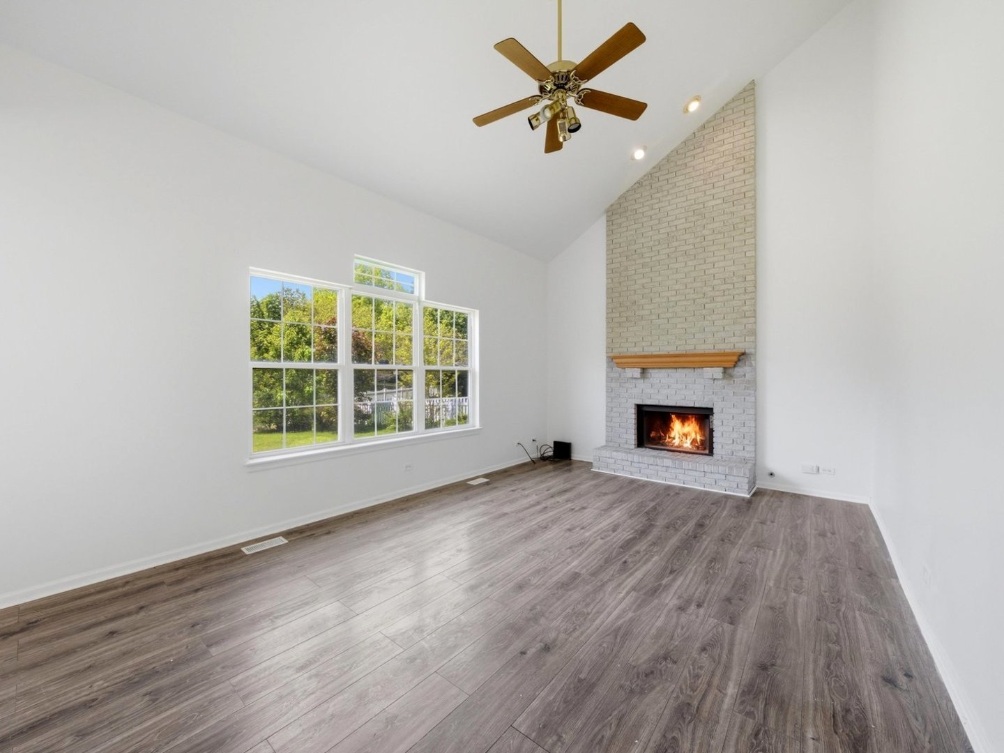 225 Parkside Lane
