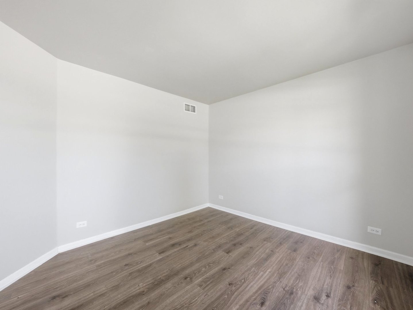 225 Parkside Lane