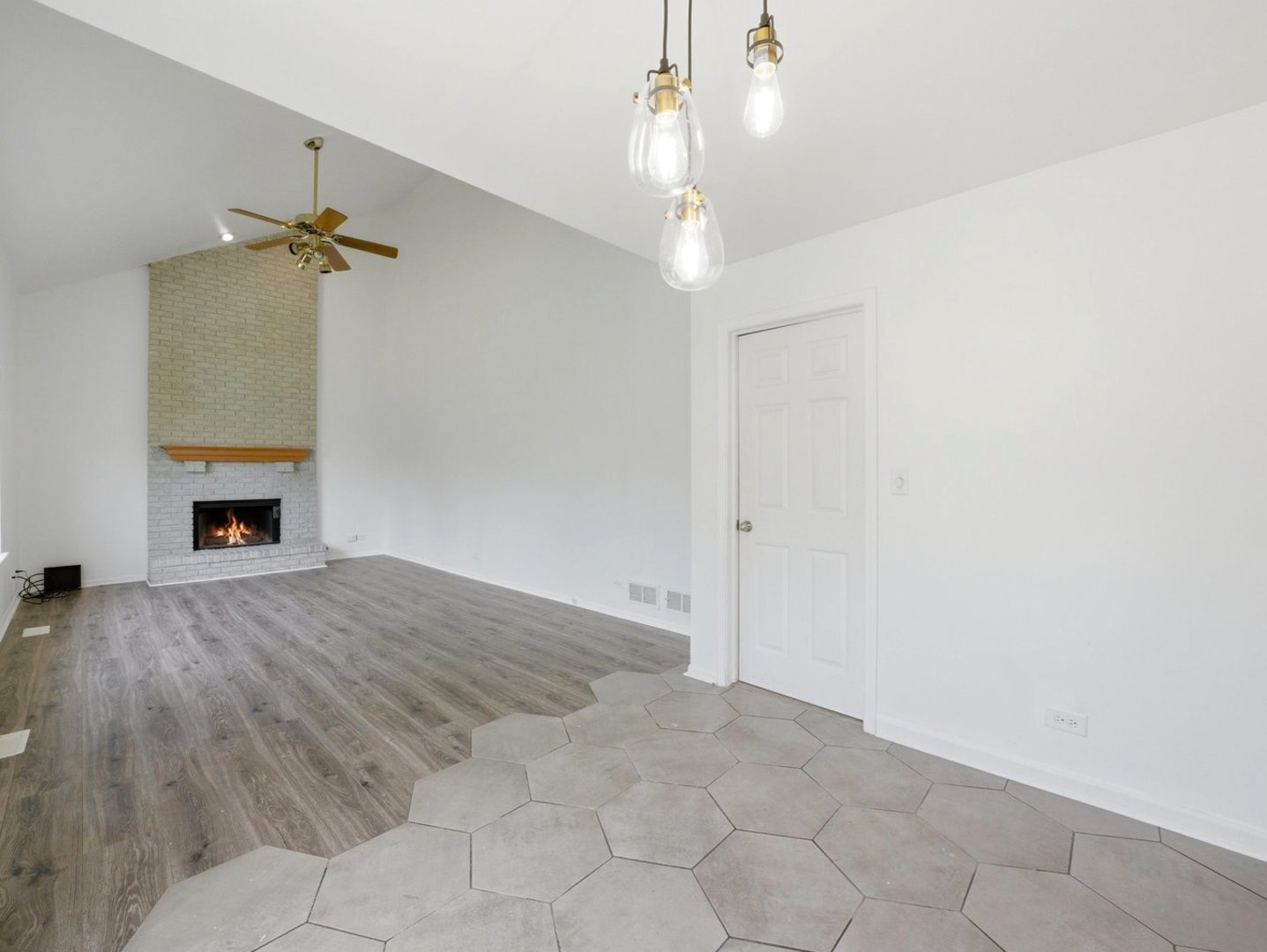 225 Parkside Lane