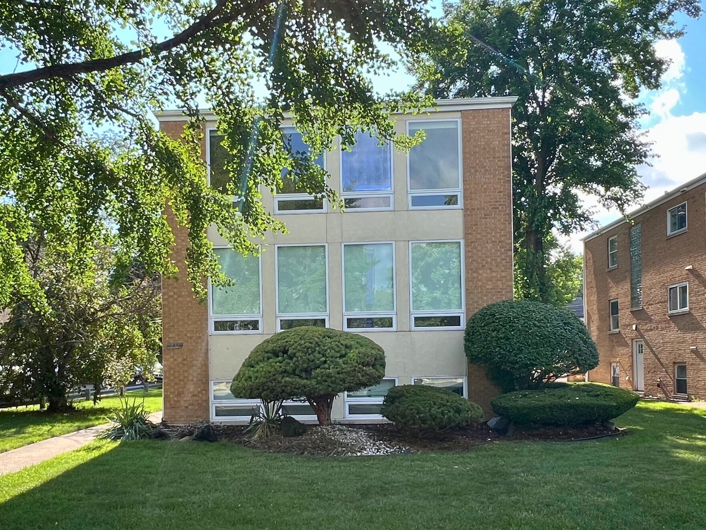 3014 Harlem Avenue Unit: Garden