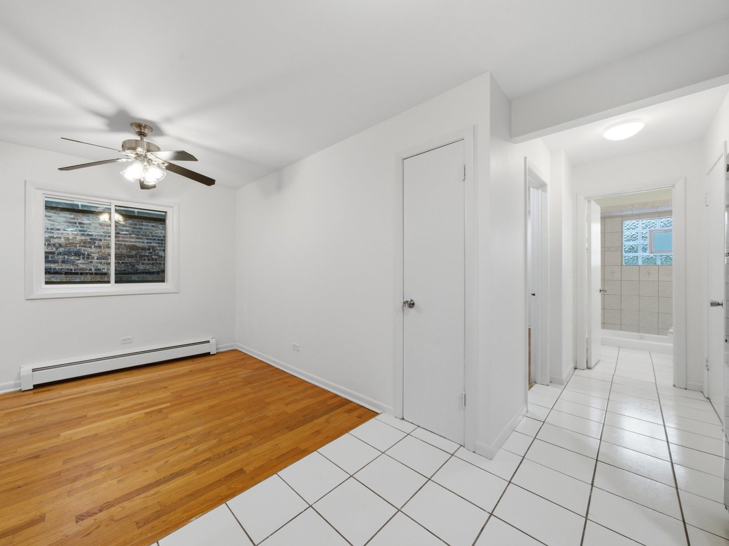 714 N Austin Boulevard Unit: 202
