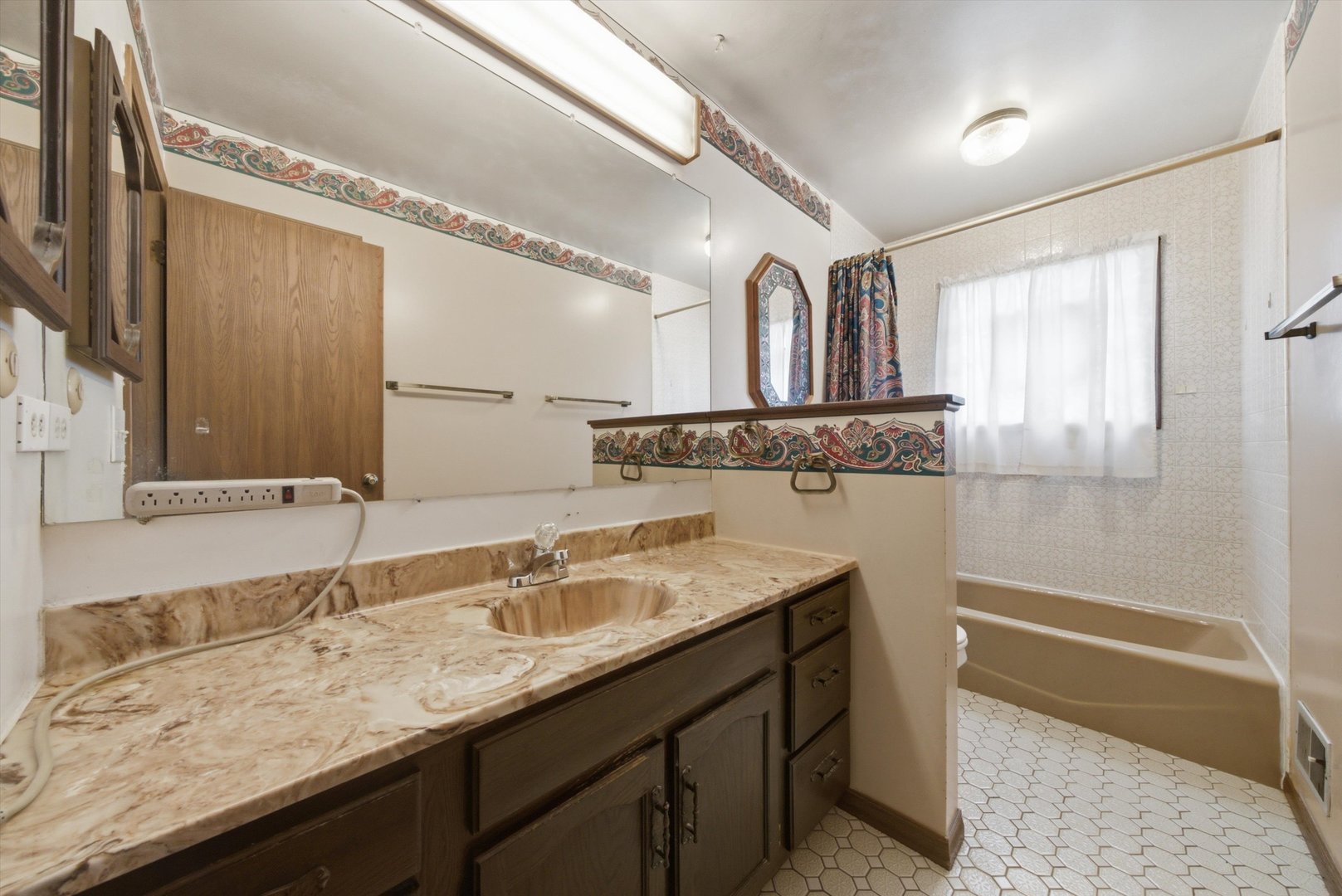 519 Maple Lane