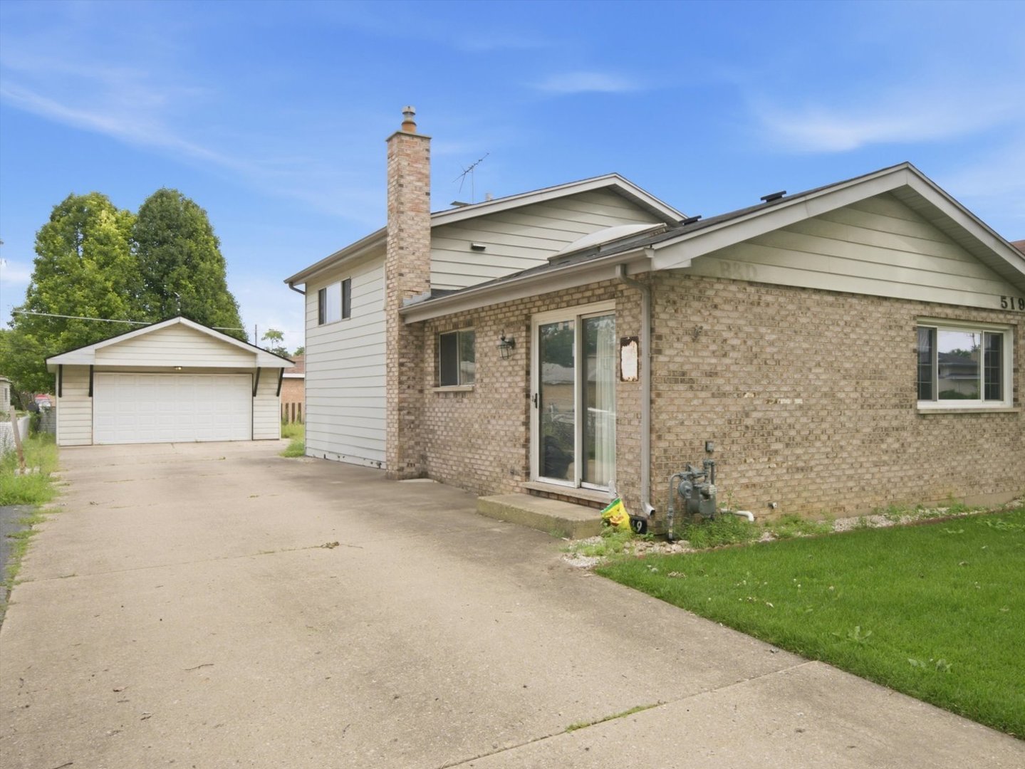 519 Maple Lane