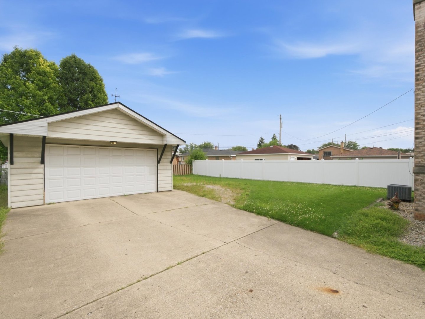 519 Maple Lane