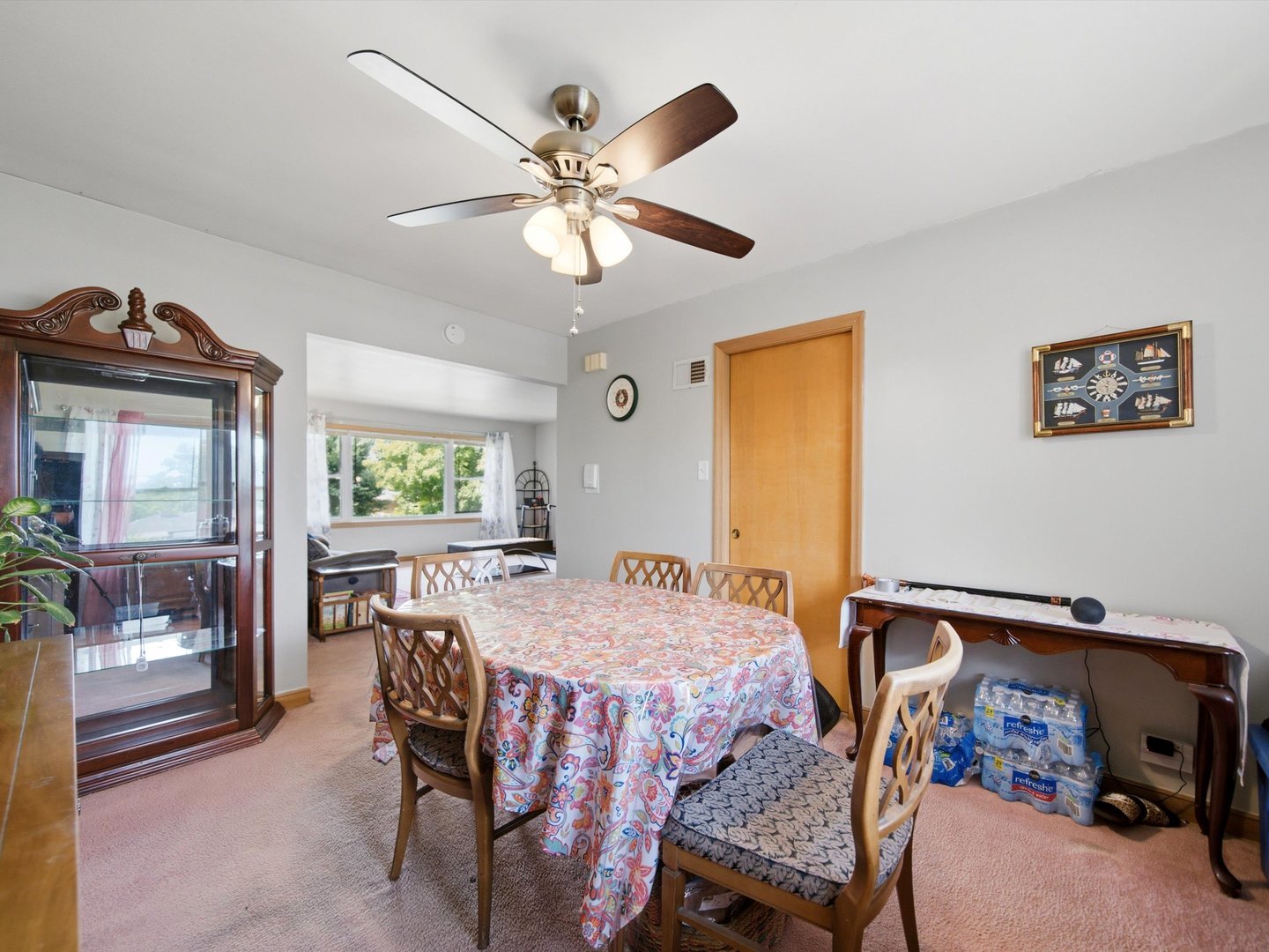 1421 Balmoral Avenue Unit: 2S