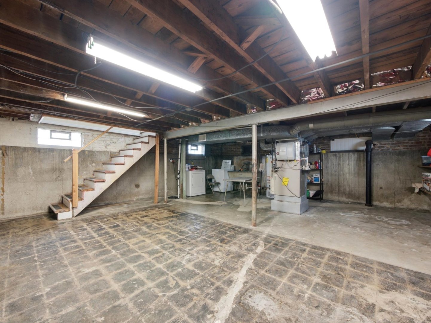 504 N Laverne Avenue