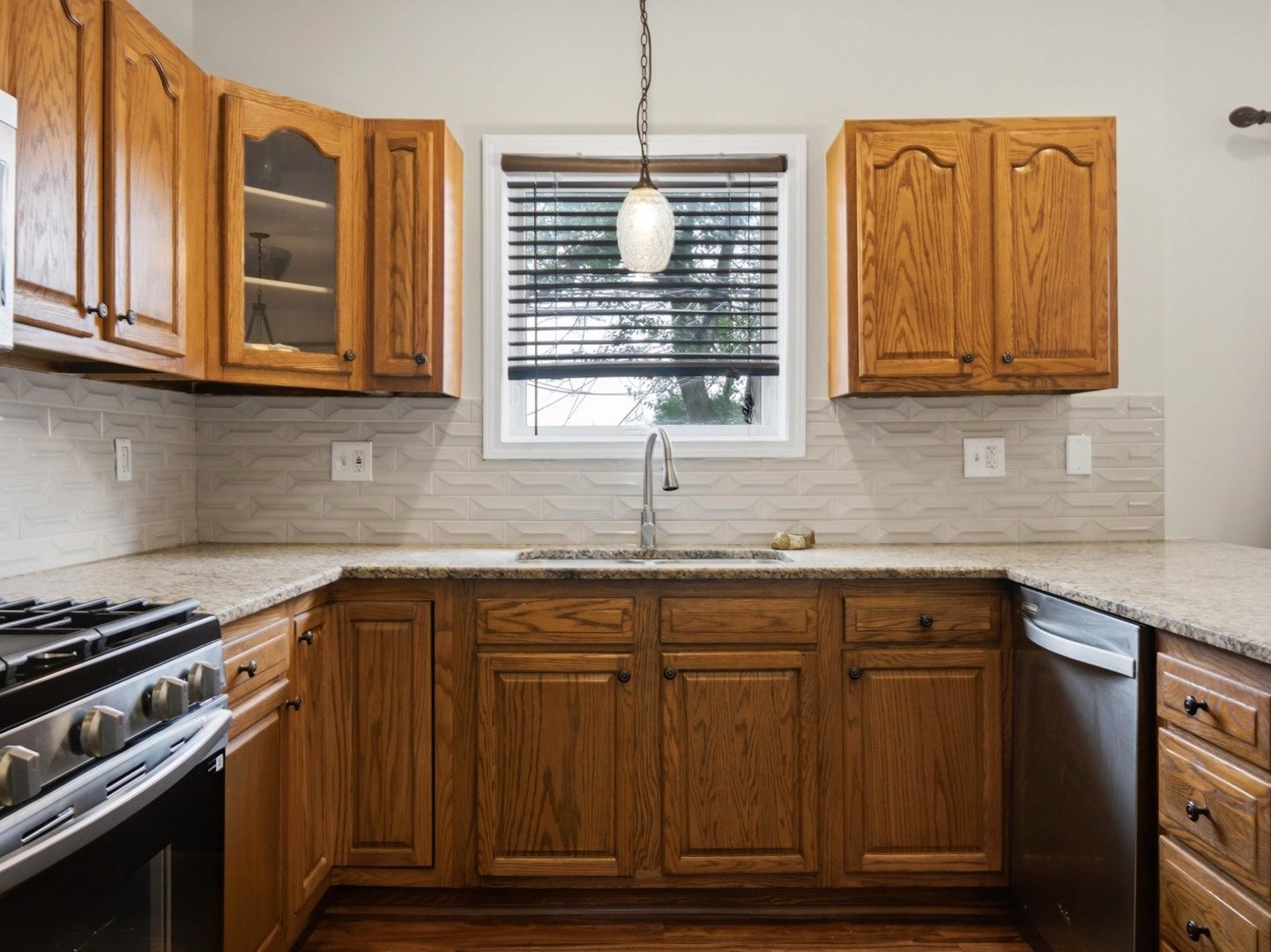 1825 W 115th Street