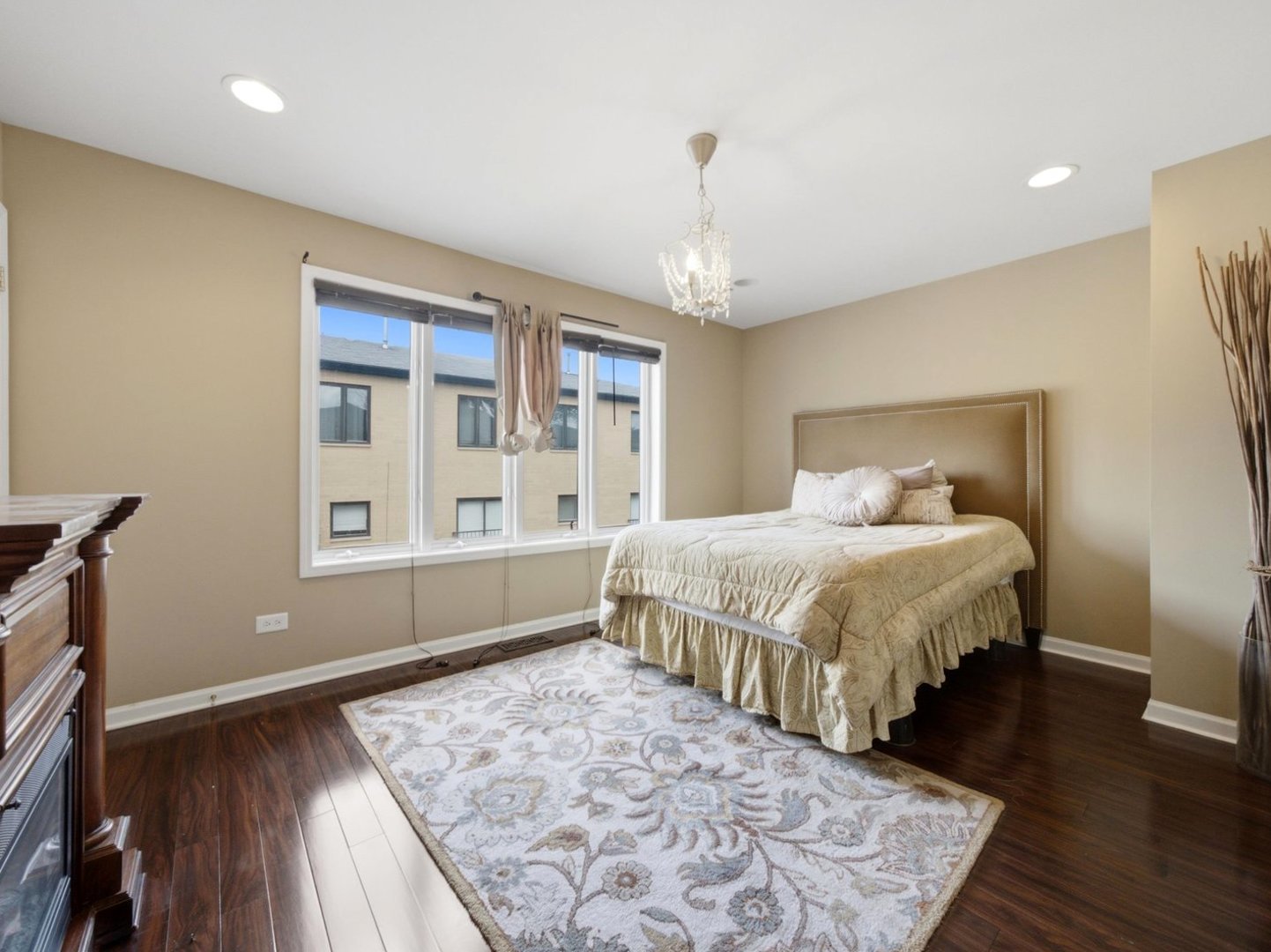 1825 W 115th Street