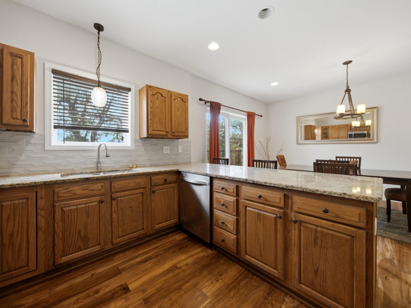 1825 W 115th Street