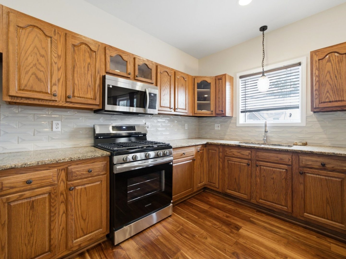 1825 W 115th Street