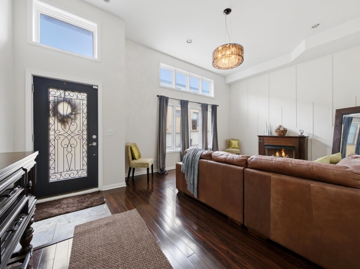 1825 W 115th Street