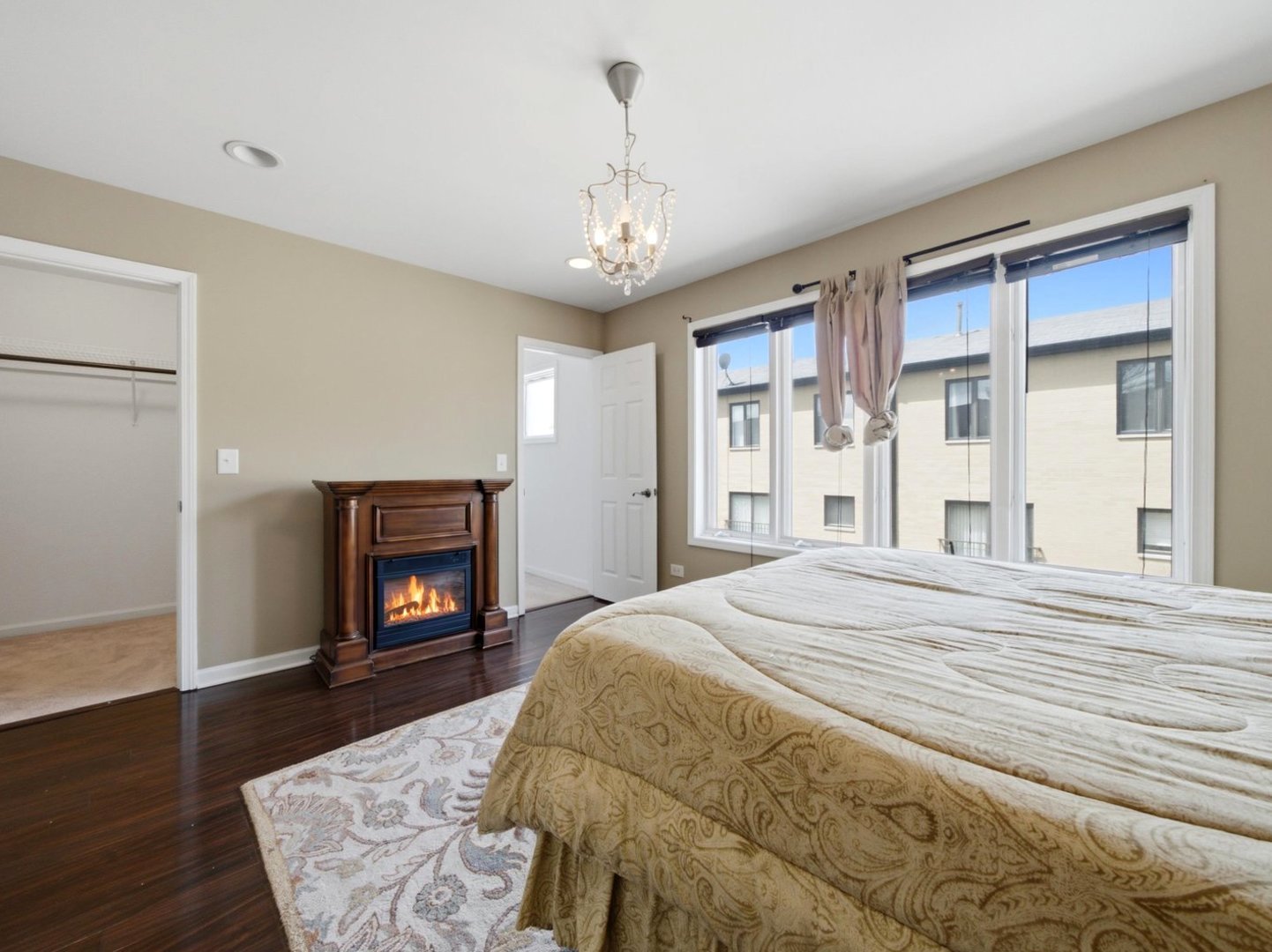 1825 W 115th Street