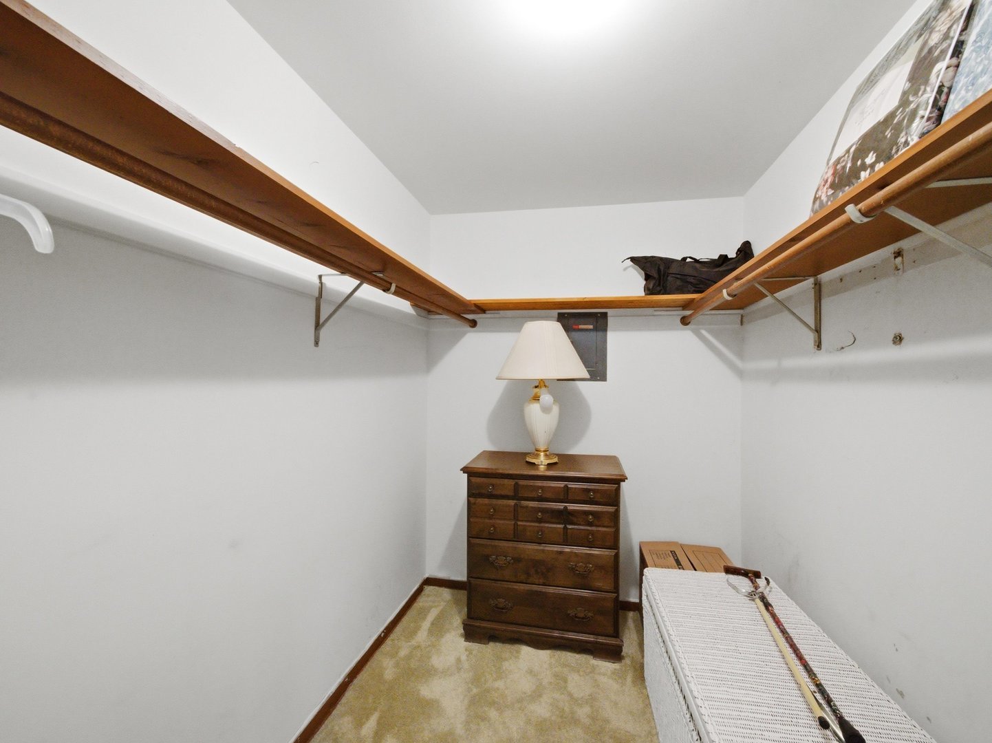 7318 Lake Street Unit: 4