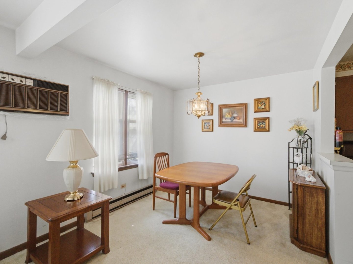7318 Lake Street Unit: 4
