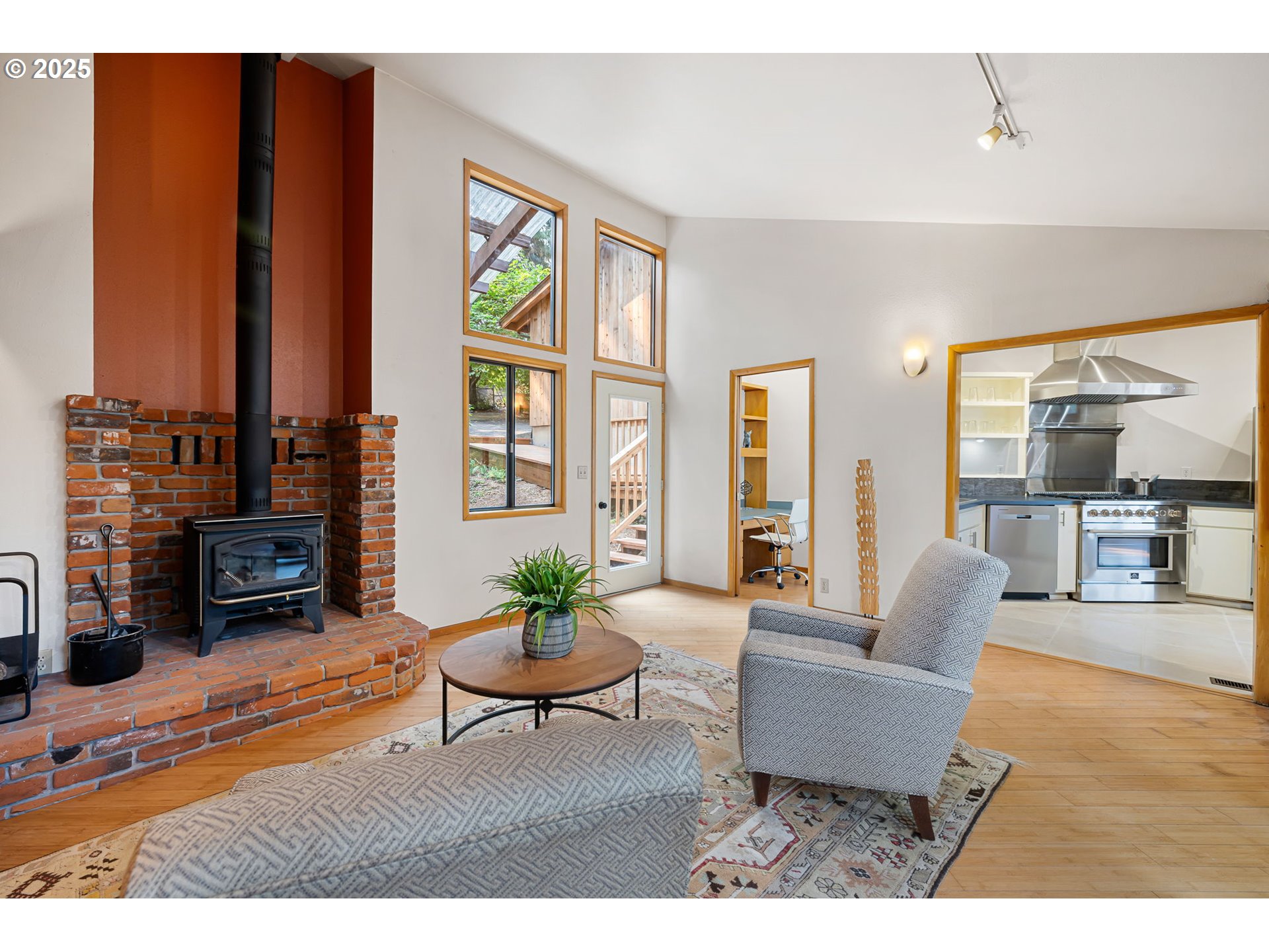 1175 FIR LN