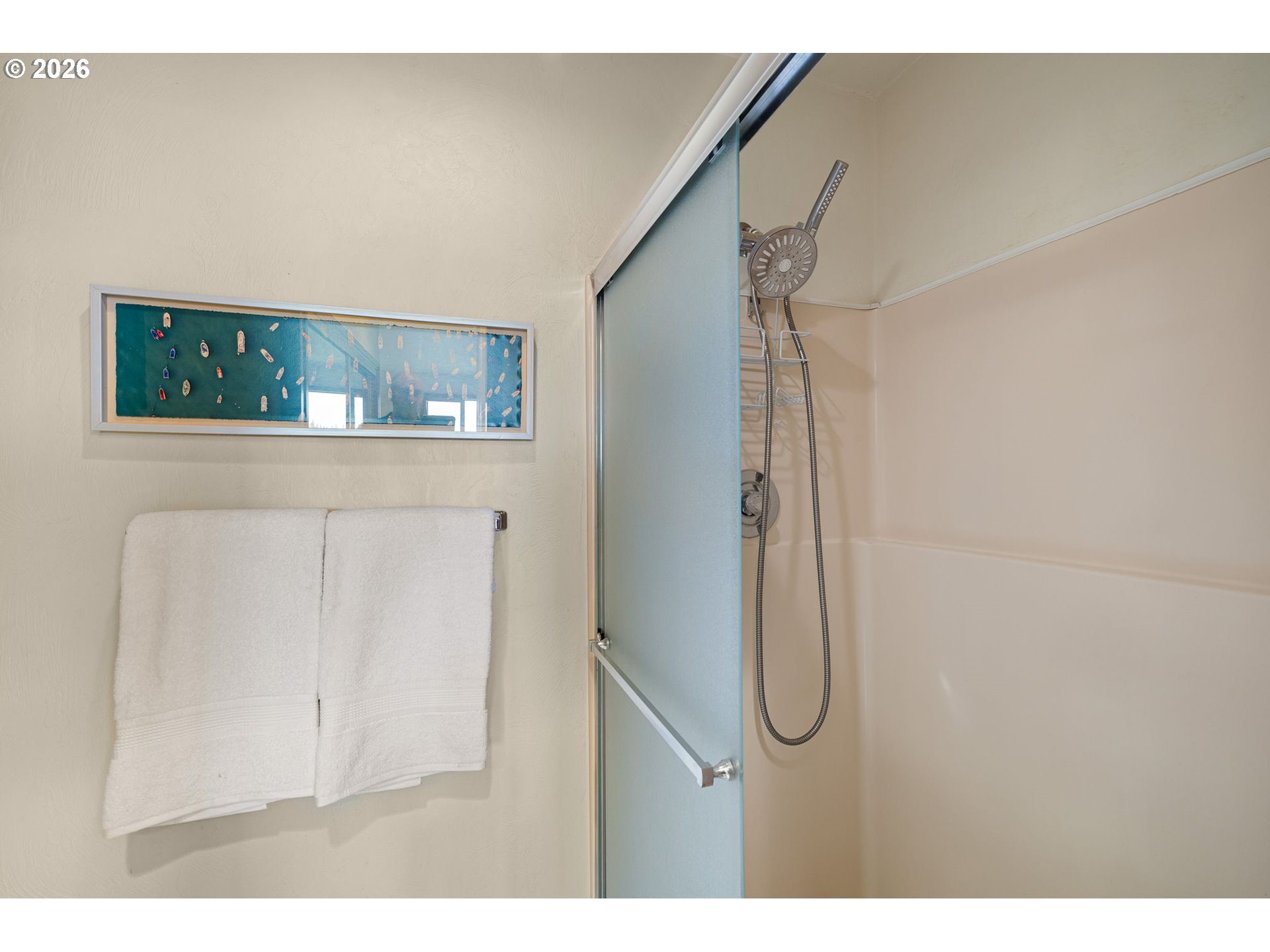 79 ROCKRIDGE DR