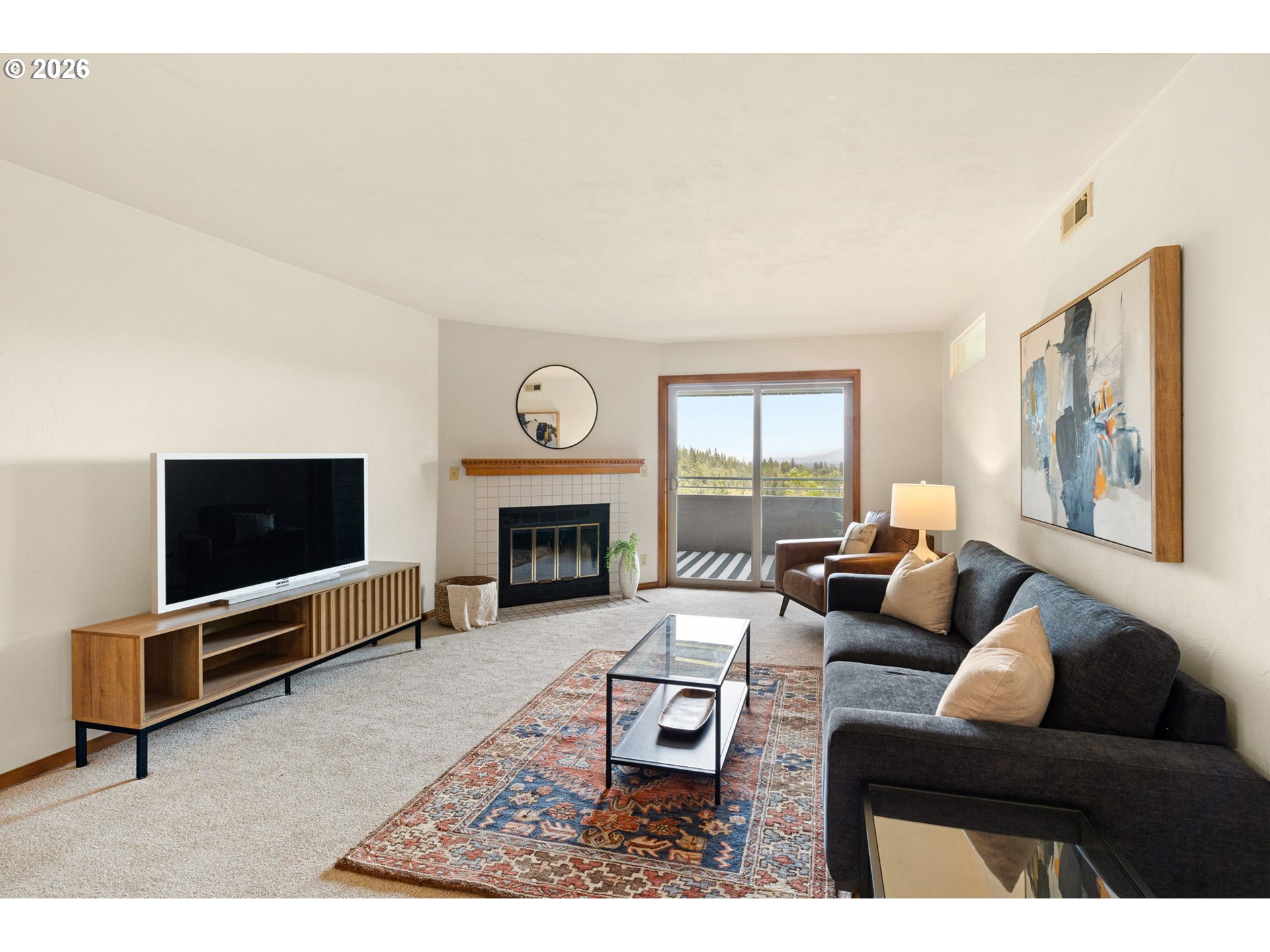 79 ROCKRIDGE DR