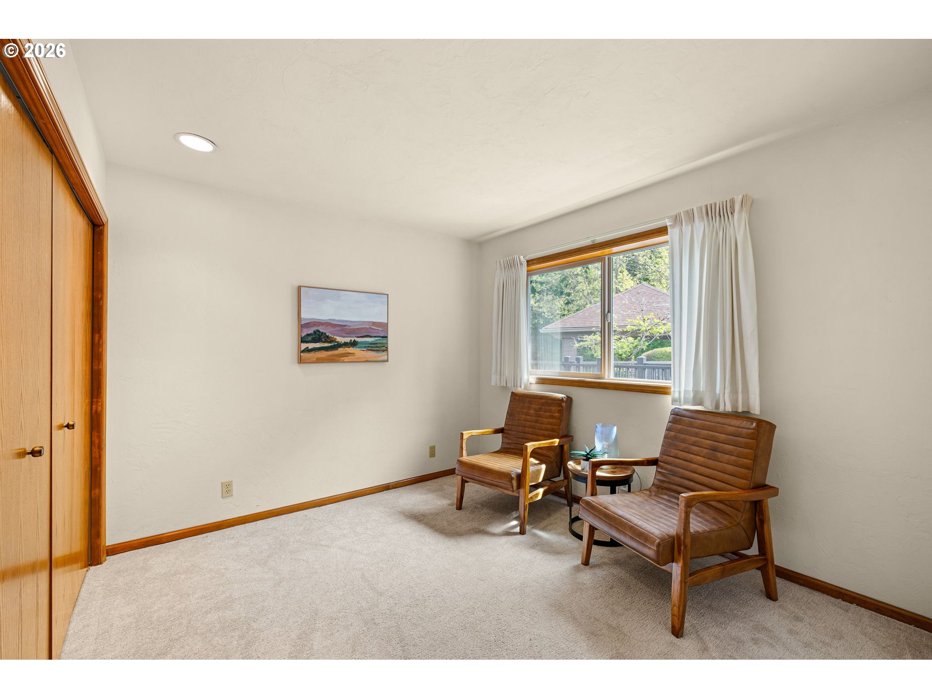 79 ROCKRIDGE DR