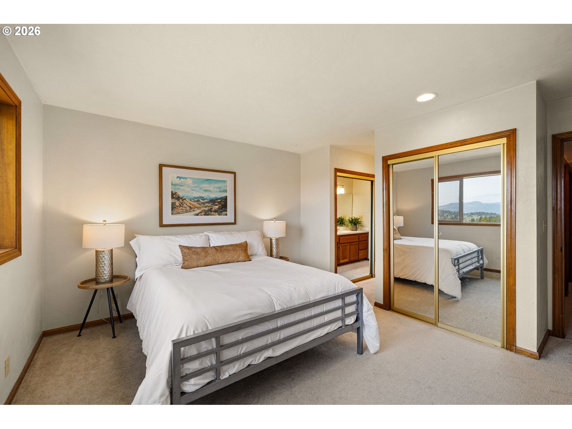 79 ROCKRIDGE DR