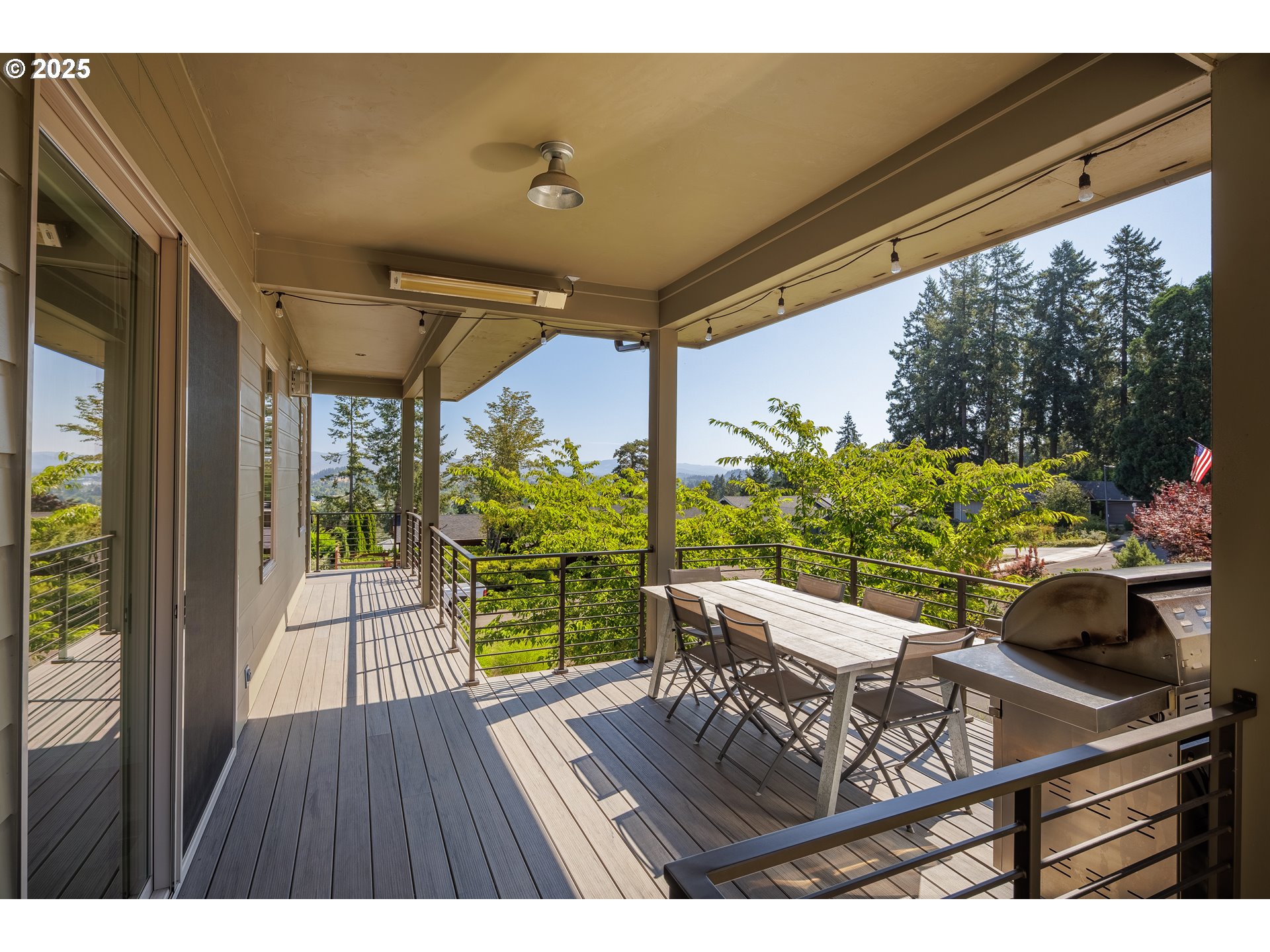 2490 PANORAMA DR