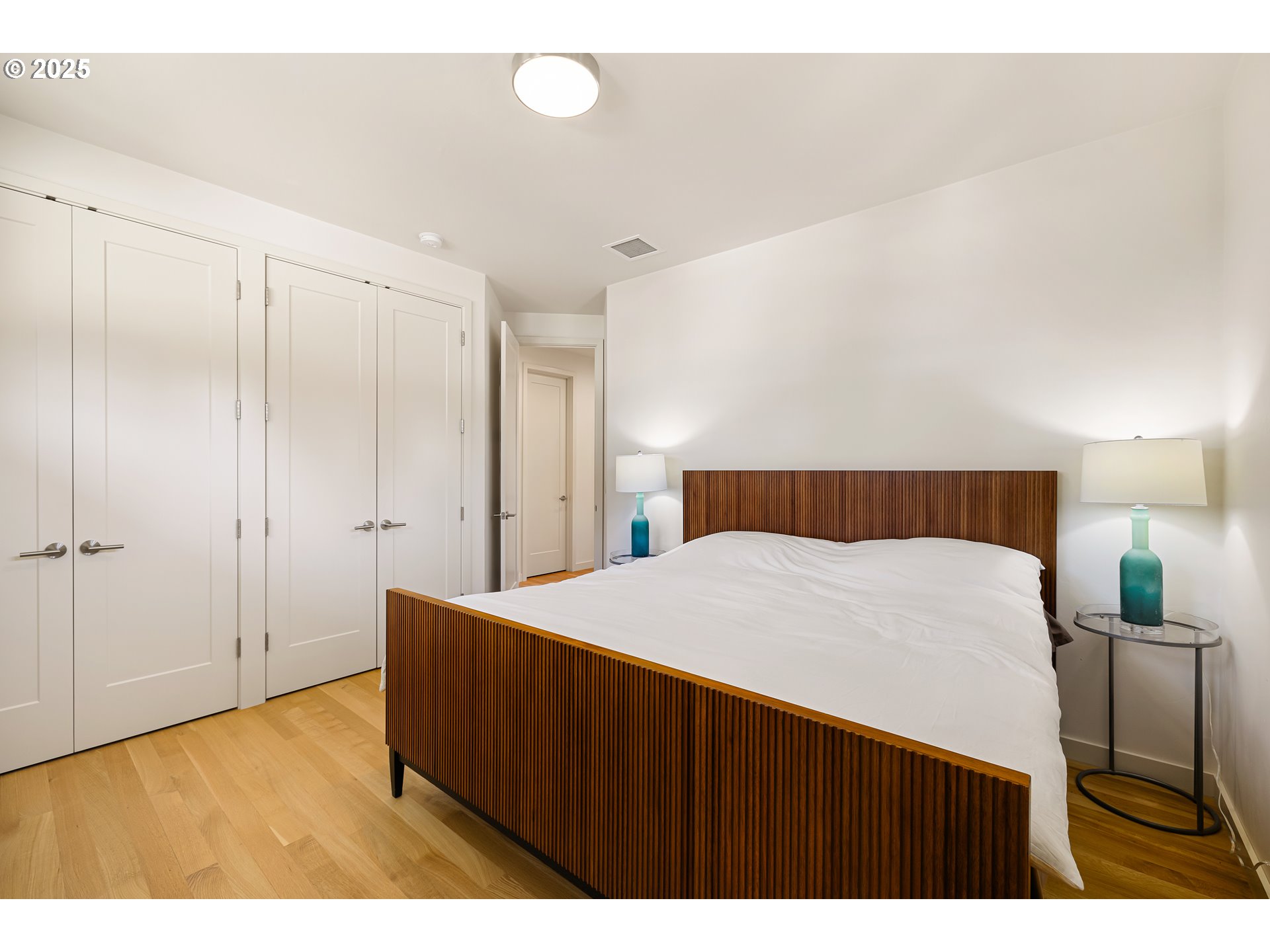 2490 PANORAMA DR