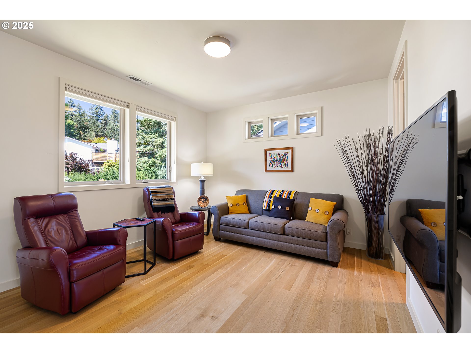 2490 PANORAMA DR