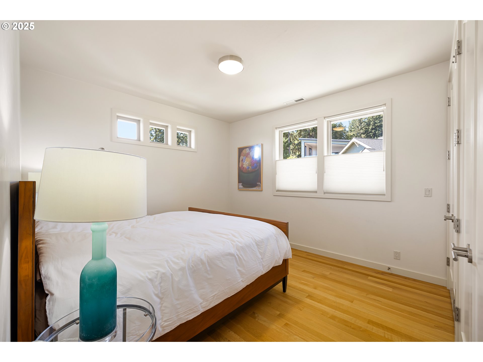 2490 PANORAMA DR