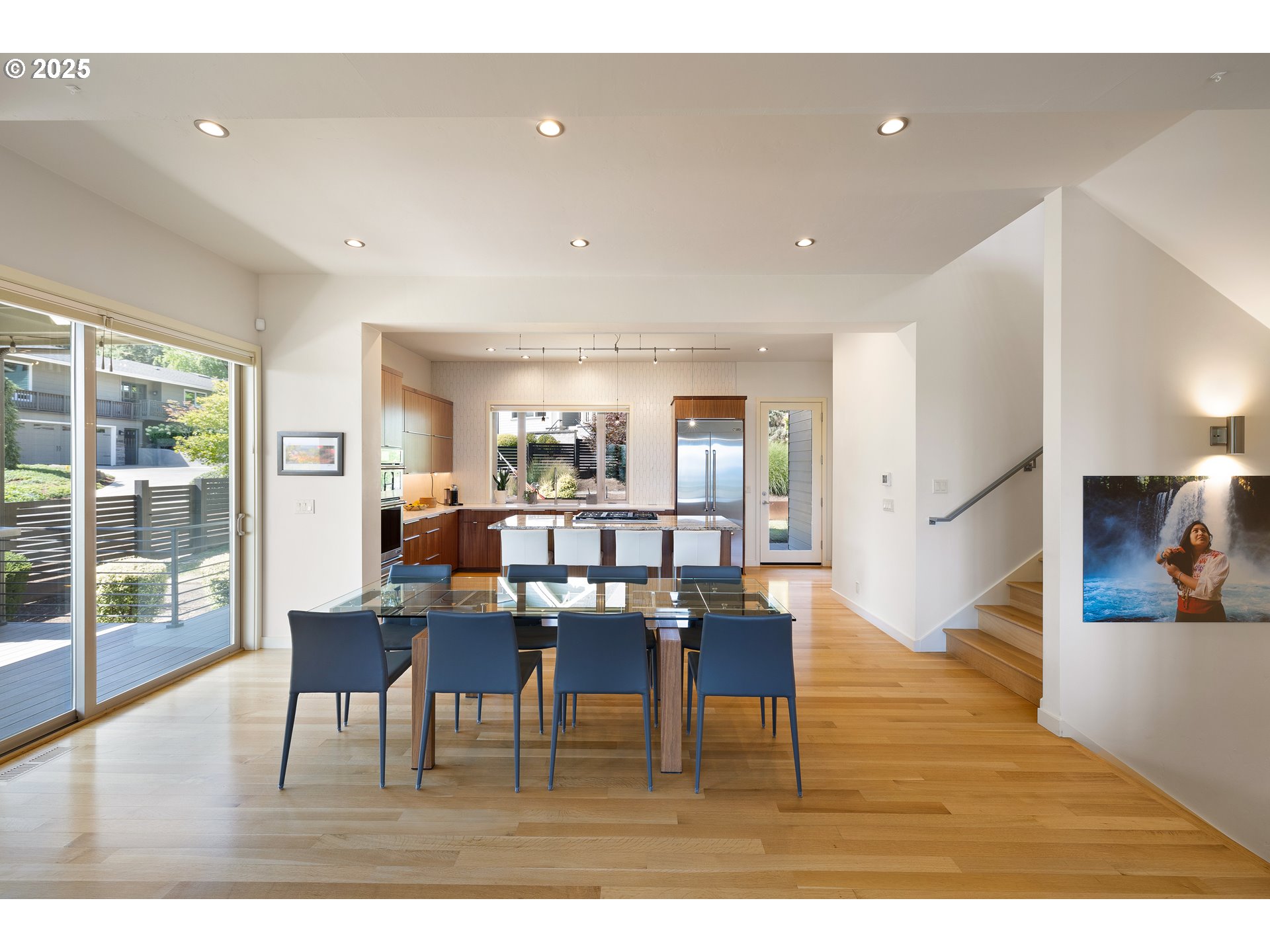 2490 PANORAMA DR