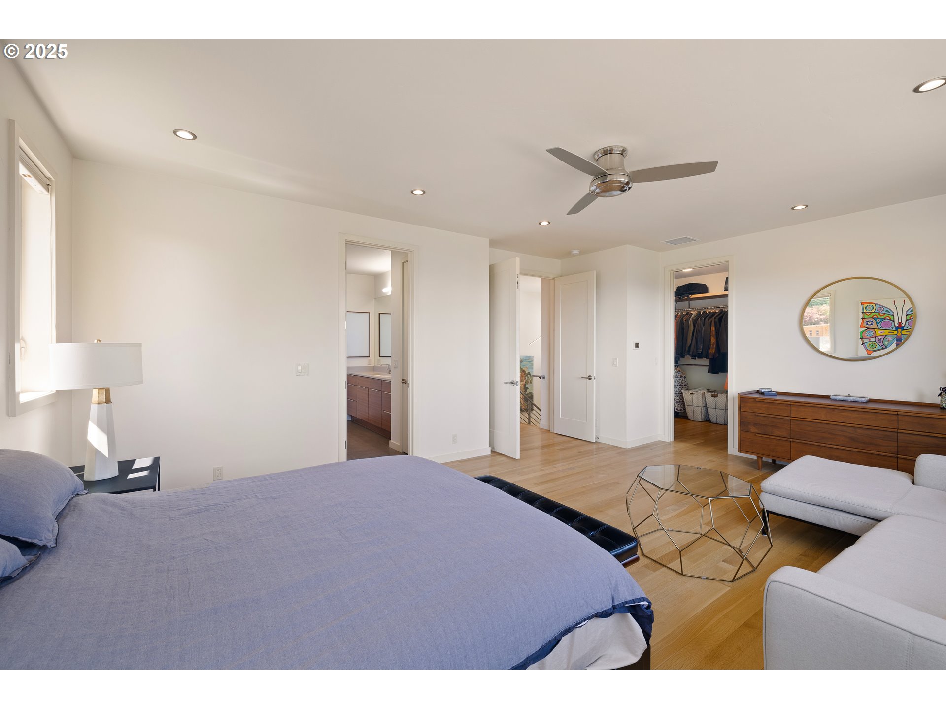 2490 PANORAMA DR