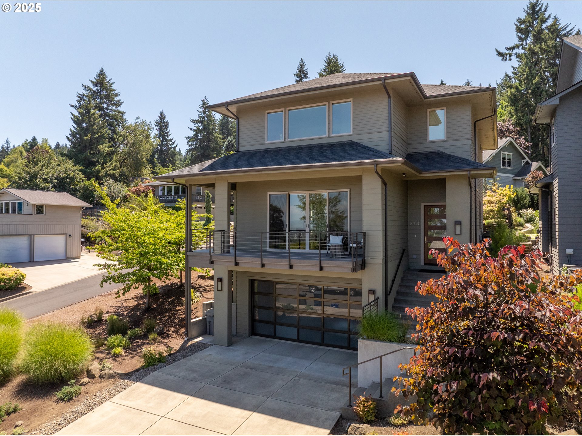 2490 PANORAMA DR